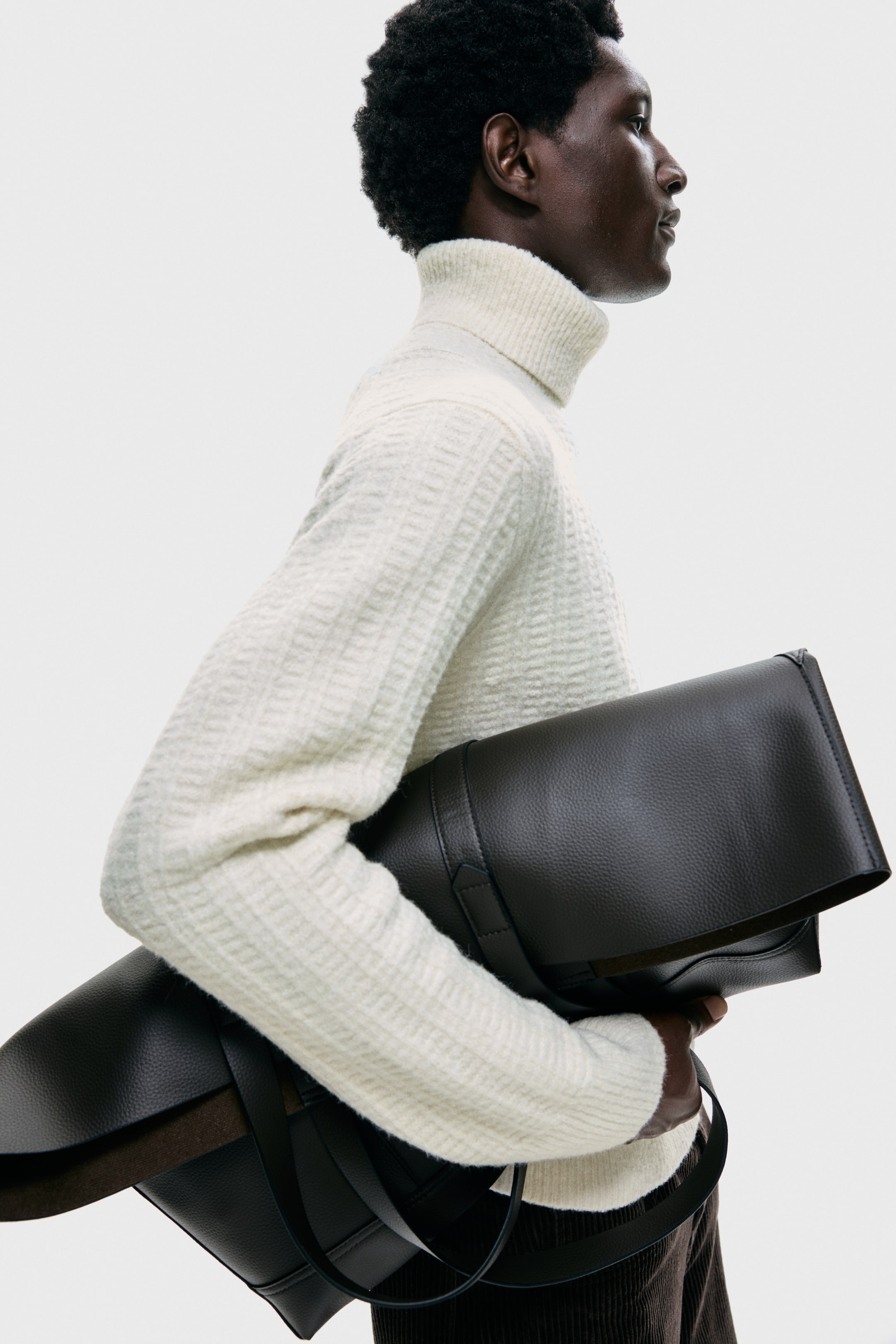 View larger image: Regular Fit Polo-neck jumper - Cream - Men | H&M IN 3