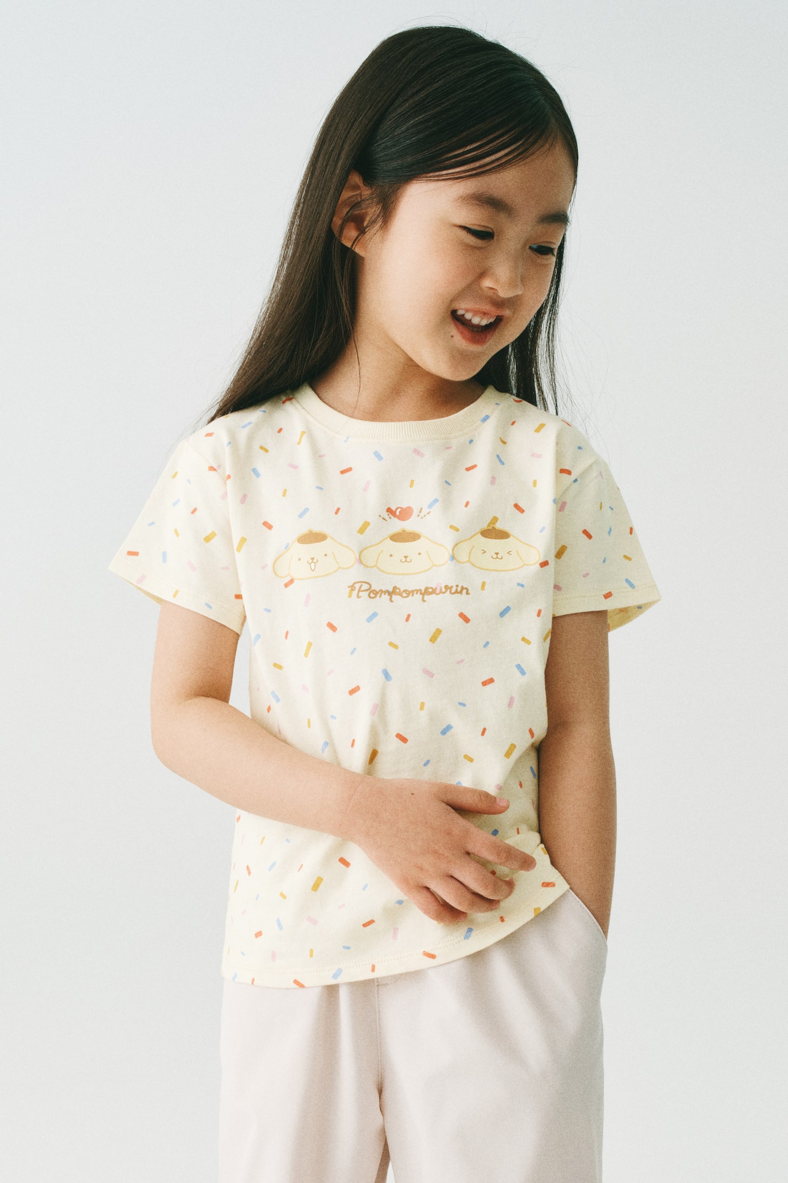 Printed T-shirt - Light yellow/Pompompurin/Light blue/Cinnamoroll/Light purple/Kuromi/Cream/Hello Kitty - 1