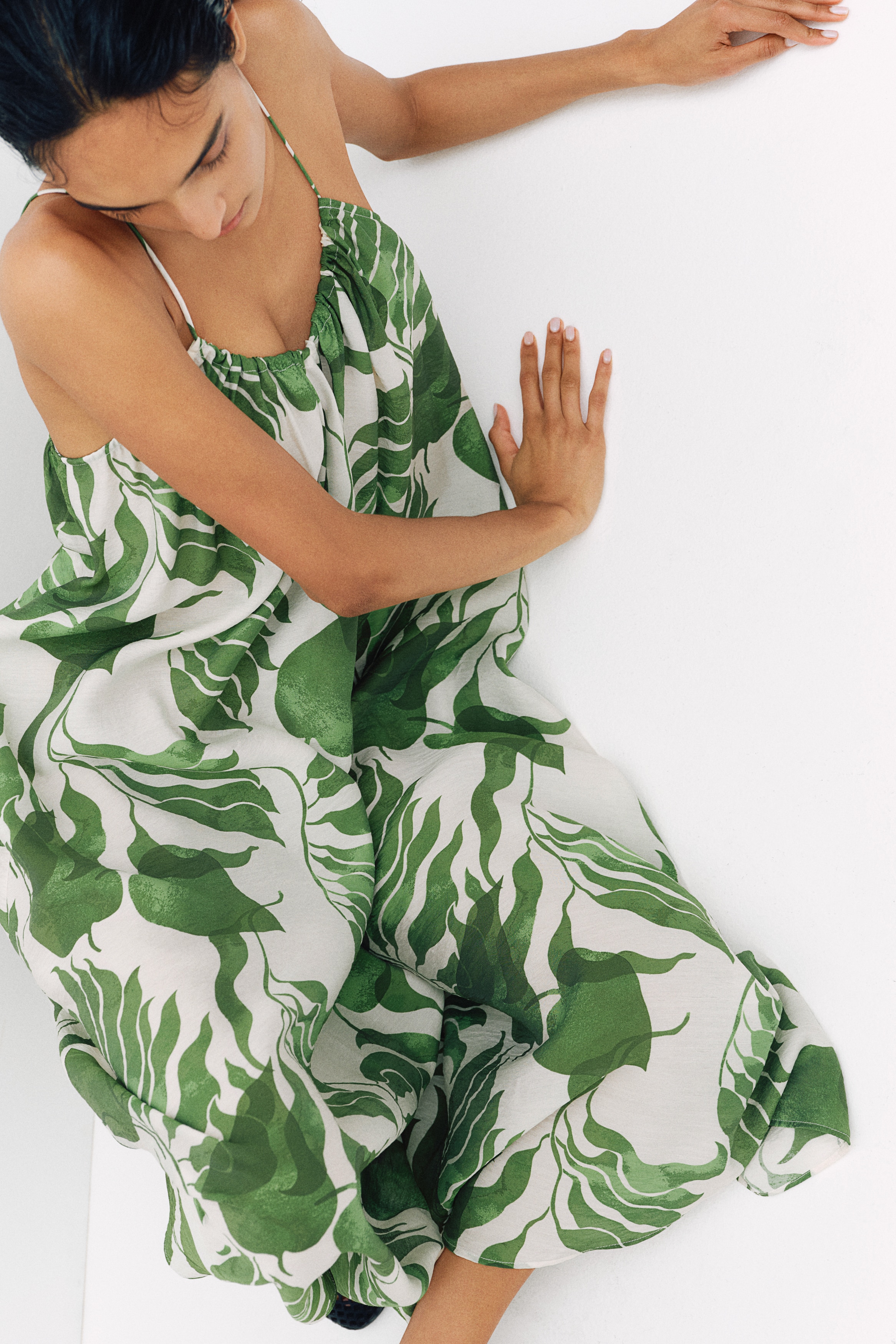 h&m green and white dress