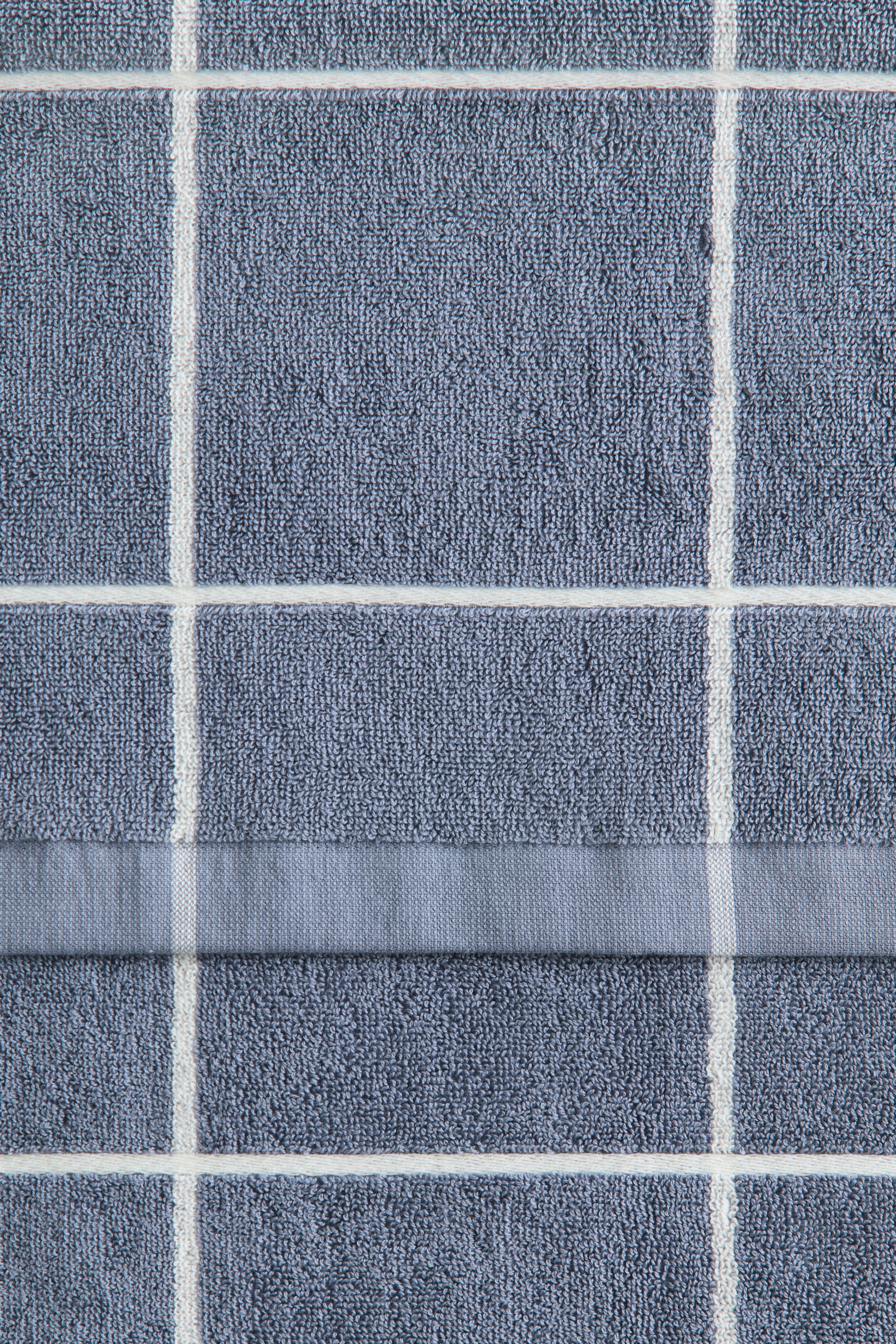 Grid-Patterned Hand Towel