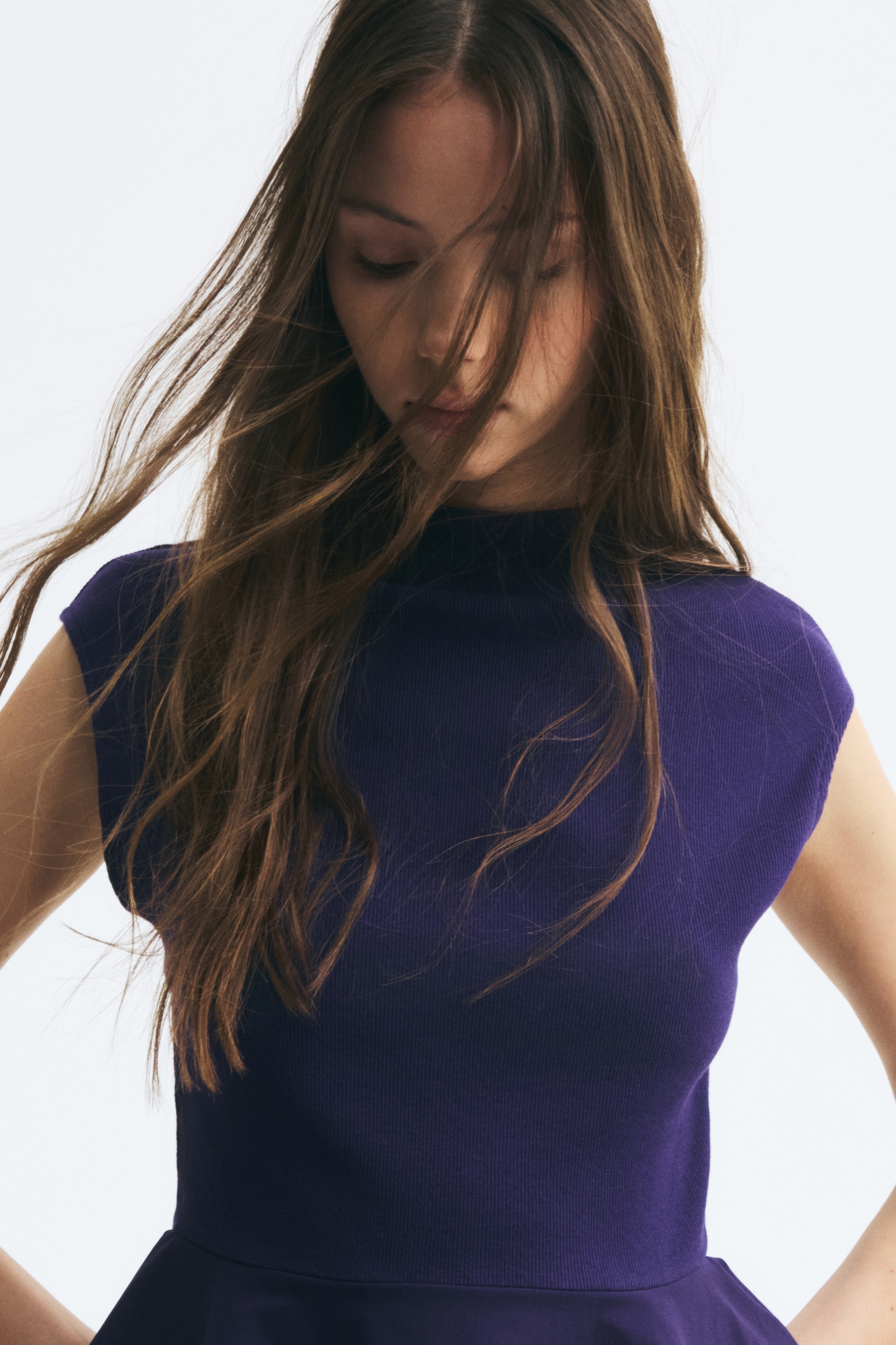 Dual-fabric peplum top - Dark purple/Black/Grey