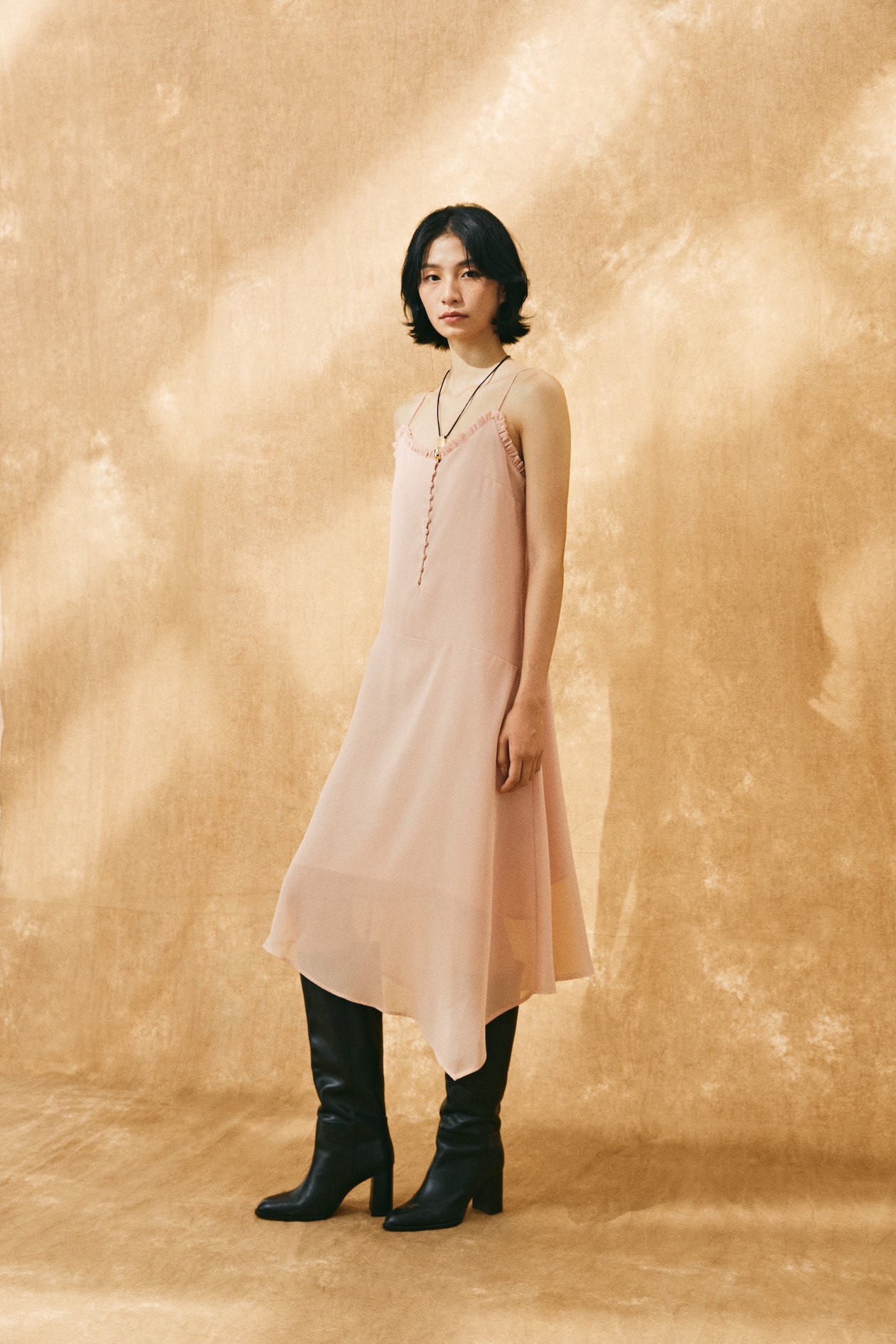 フリルトリムキャミワンピース - パウダーピンク - レディース | H&M JP