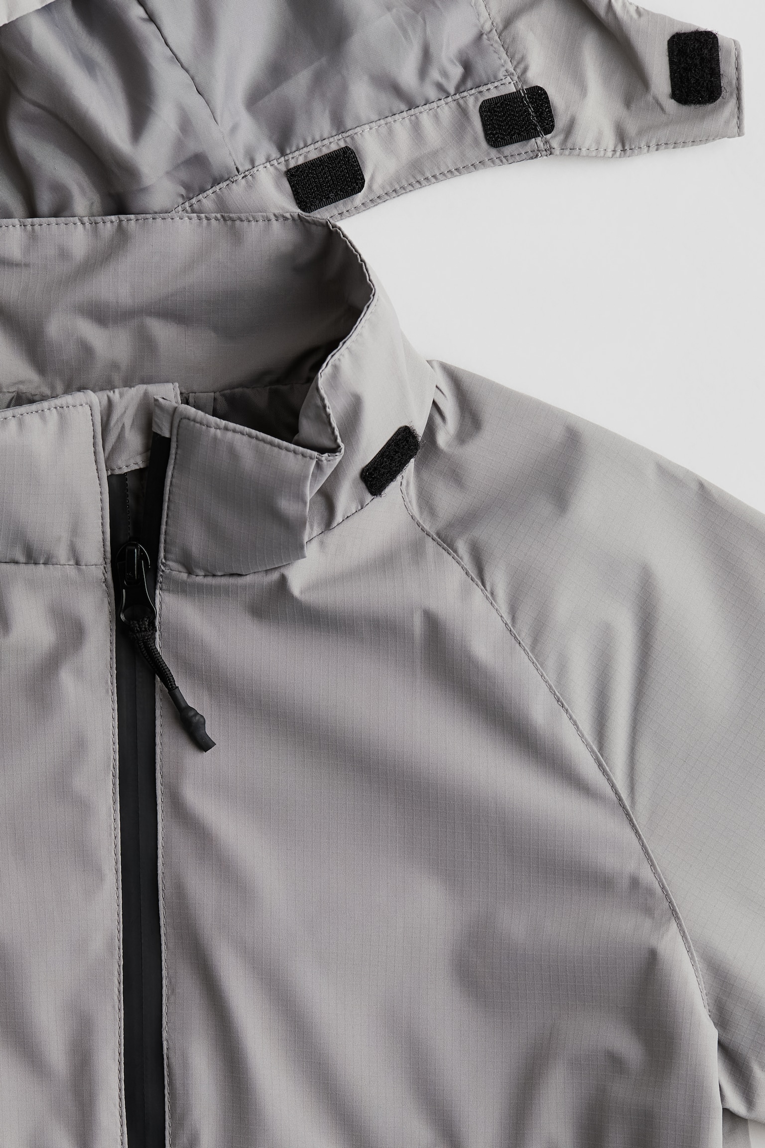 Water-repellent windbreaker - Grey/Black - 2