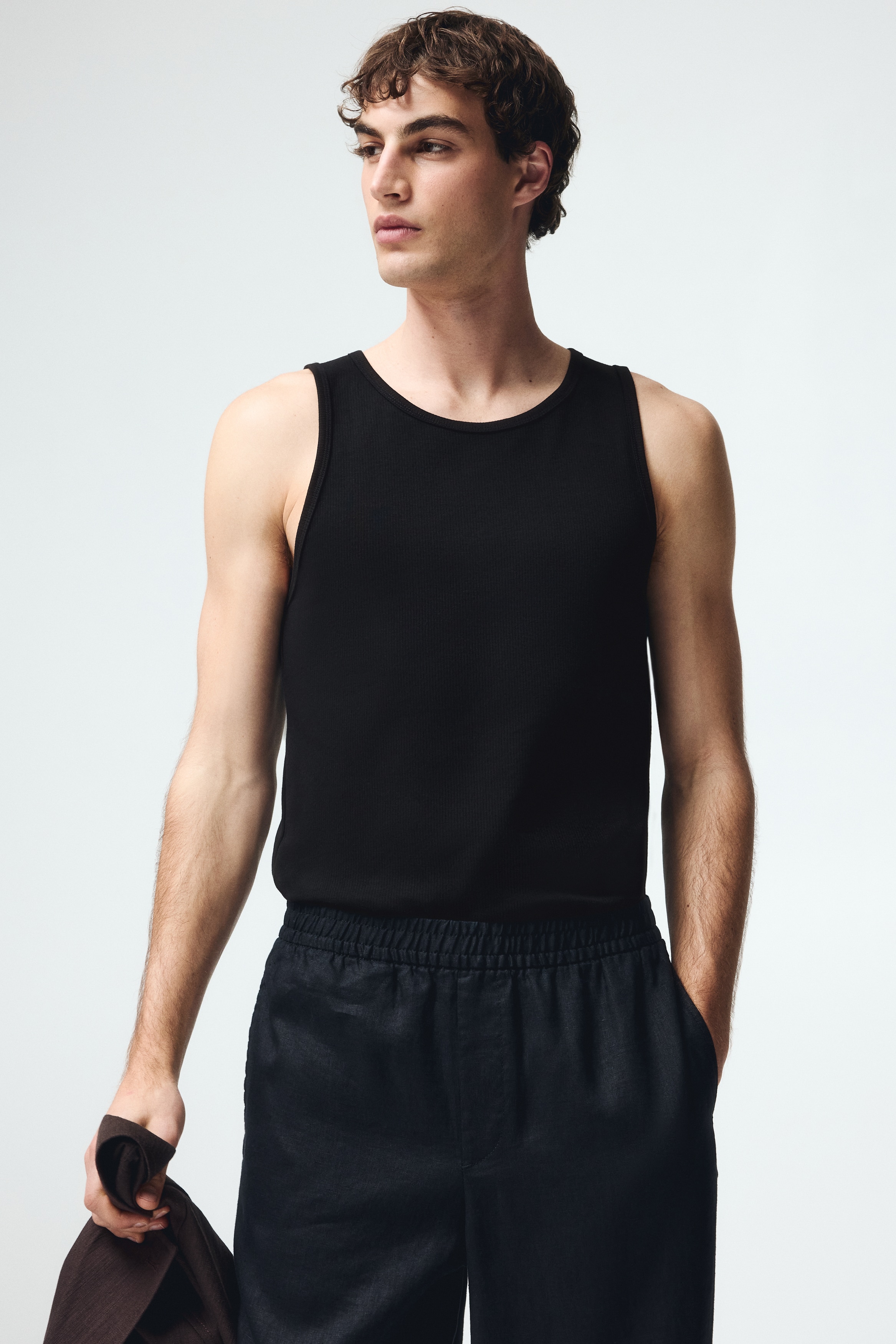 スリムフィット リブタンクトップ - ブラック - Men | H&M JP