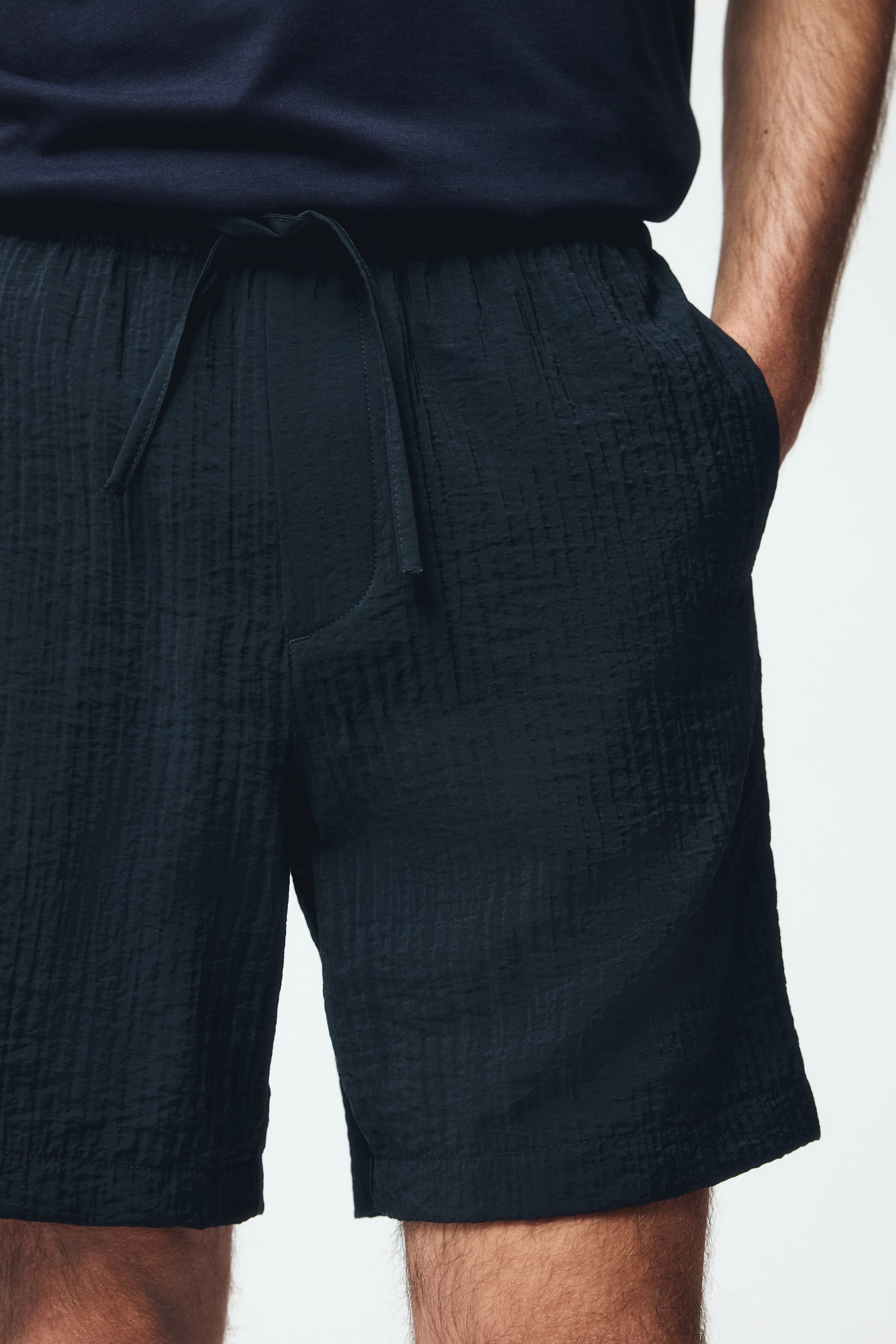 Мужские шорты H&M Relaxed-Fit Textured Shorts — фото 3