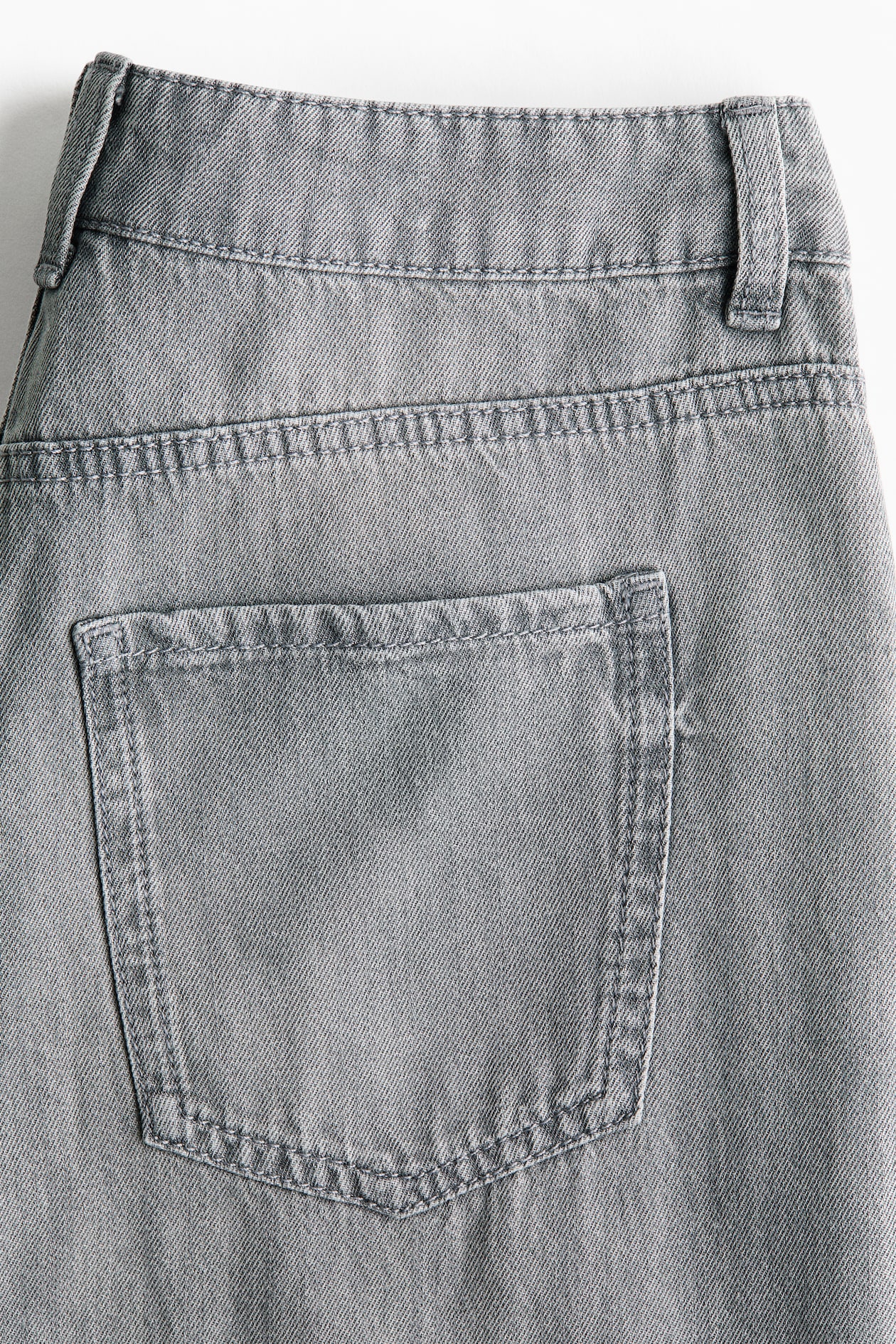 Wide-Leg Regular Waist Jeans - image 2