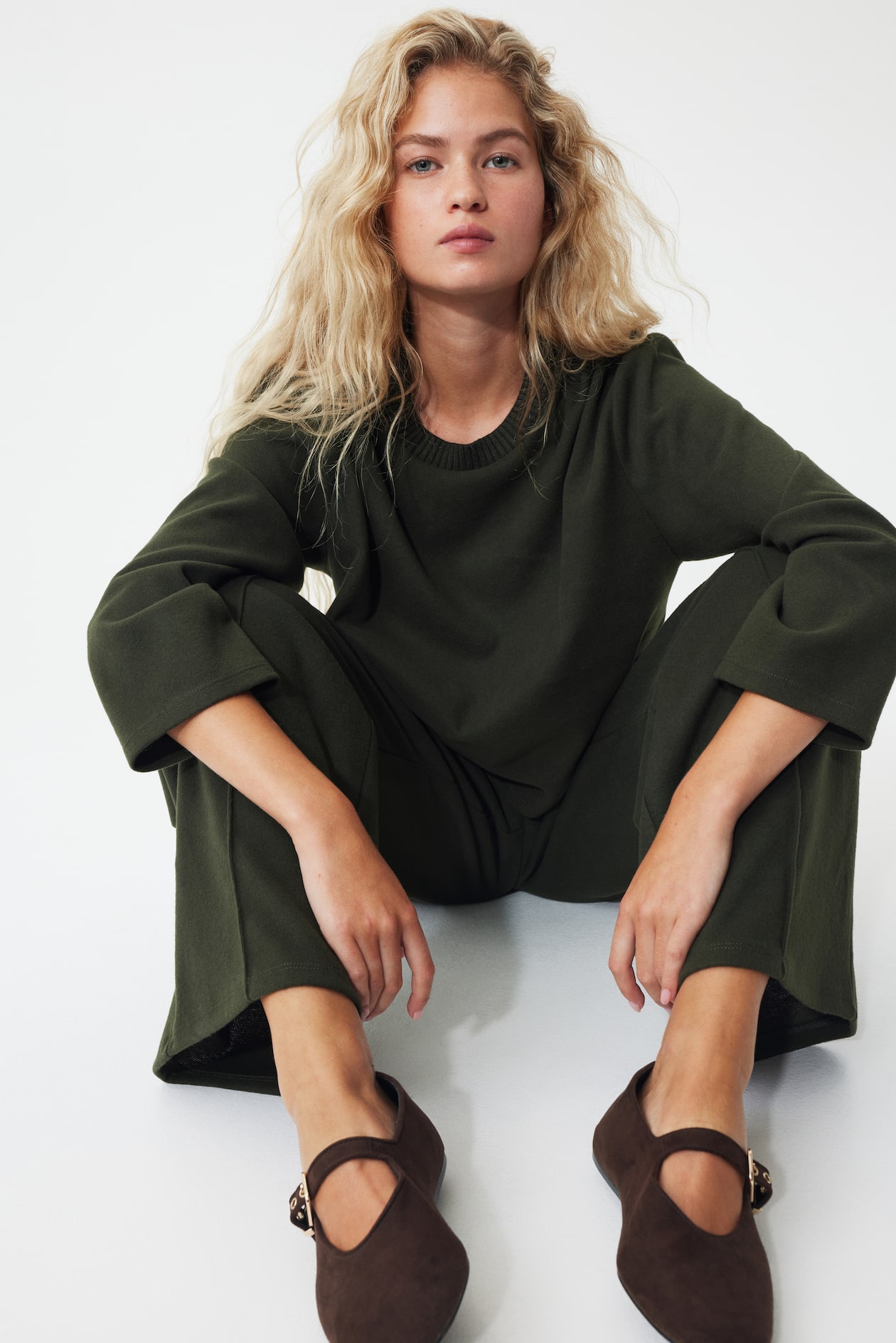 Oversized Sweatshirt - Dark green - Ladies | H&M US