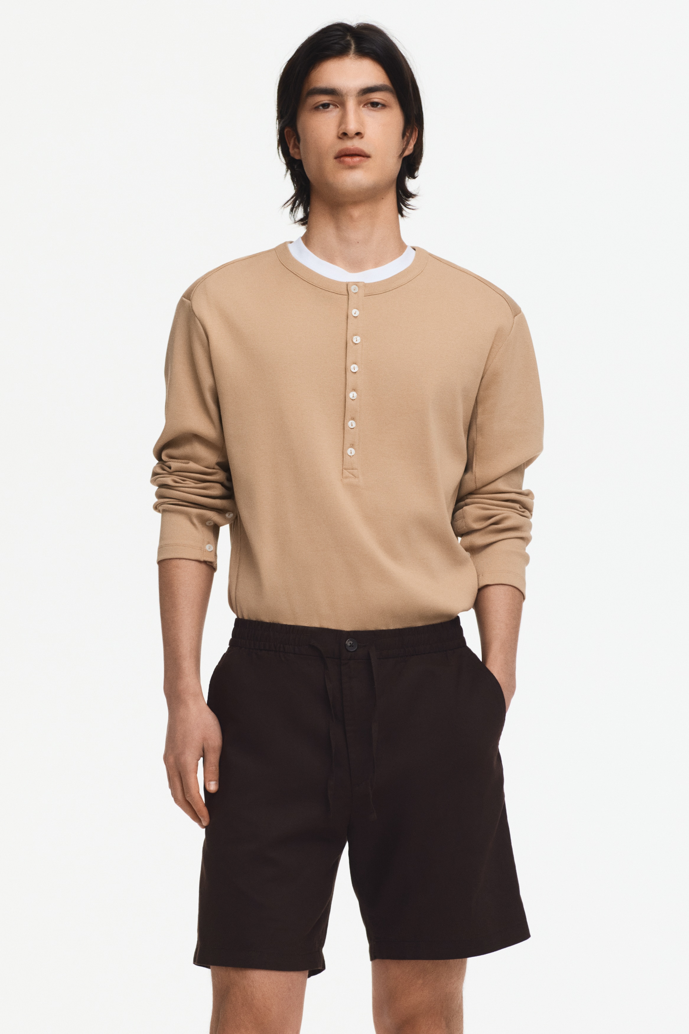 Shorts i linmix Regular Fit - Mörkbrun/Crèmevit/Svart/Vit