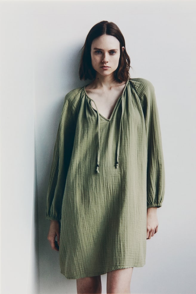 Robe tunique - Vert kaki/Noir/motif - 1