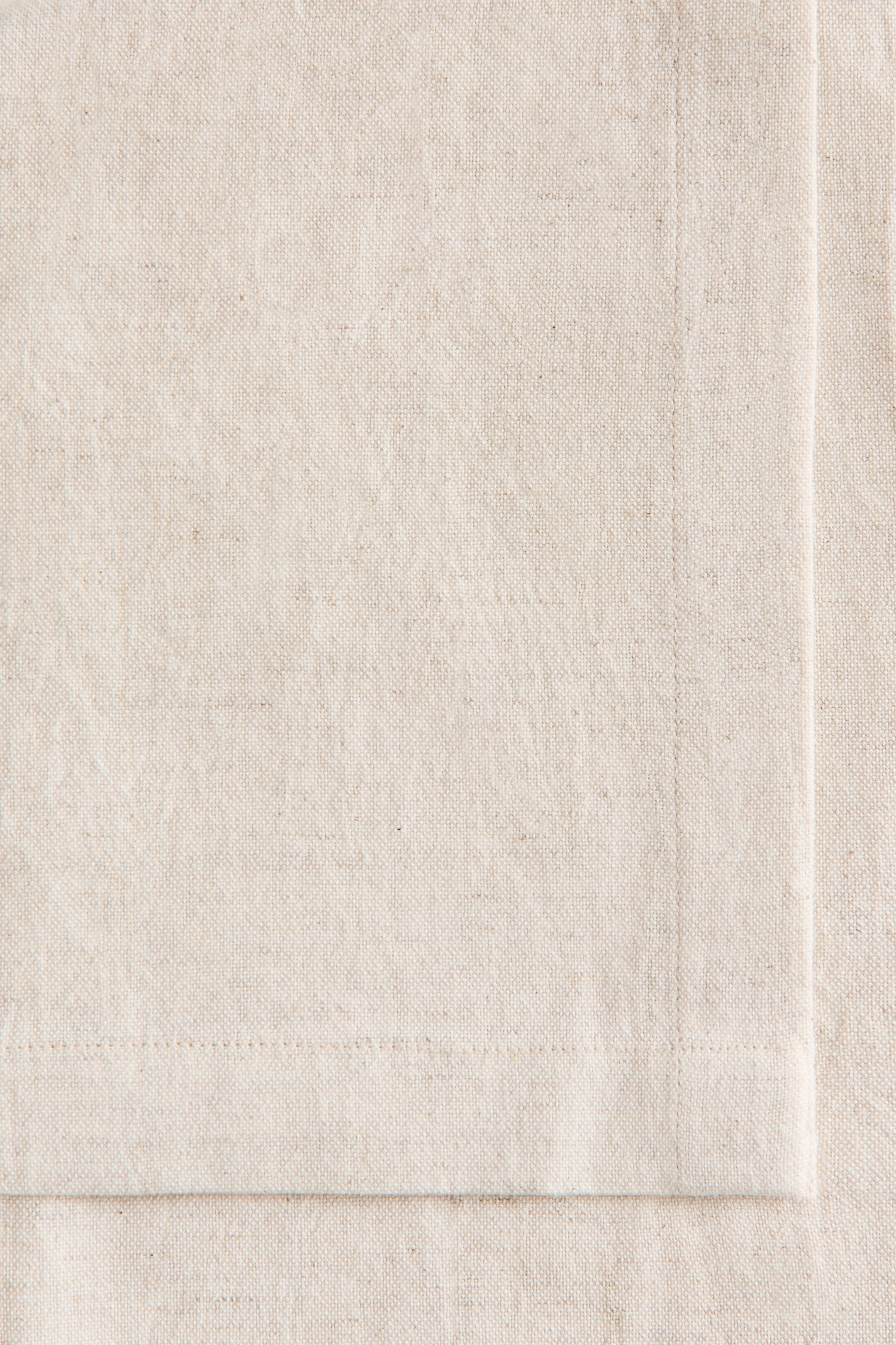 Grösseres Bild ansehen: Linen-blend tablecloth - Light beige - HOME | H&M CH 2