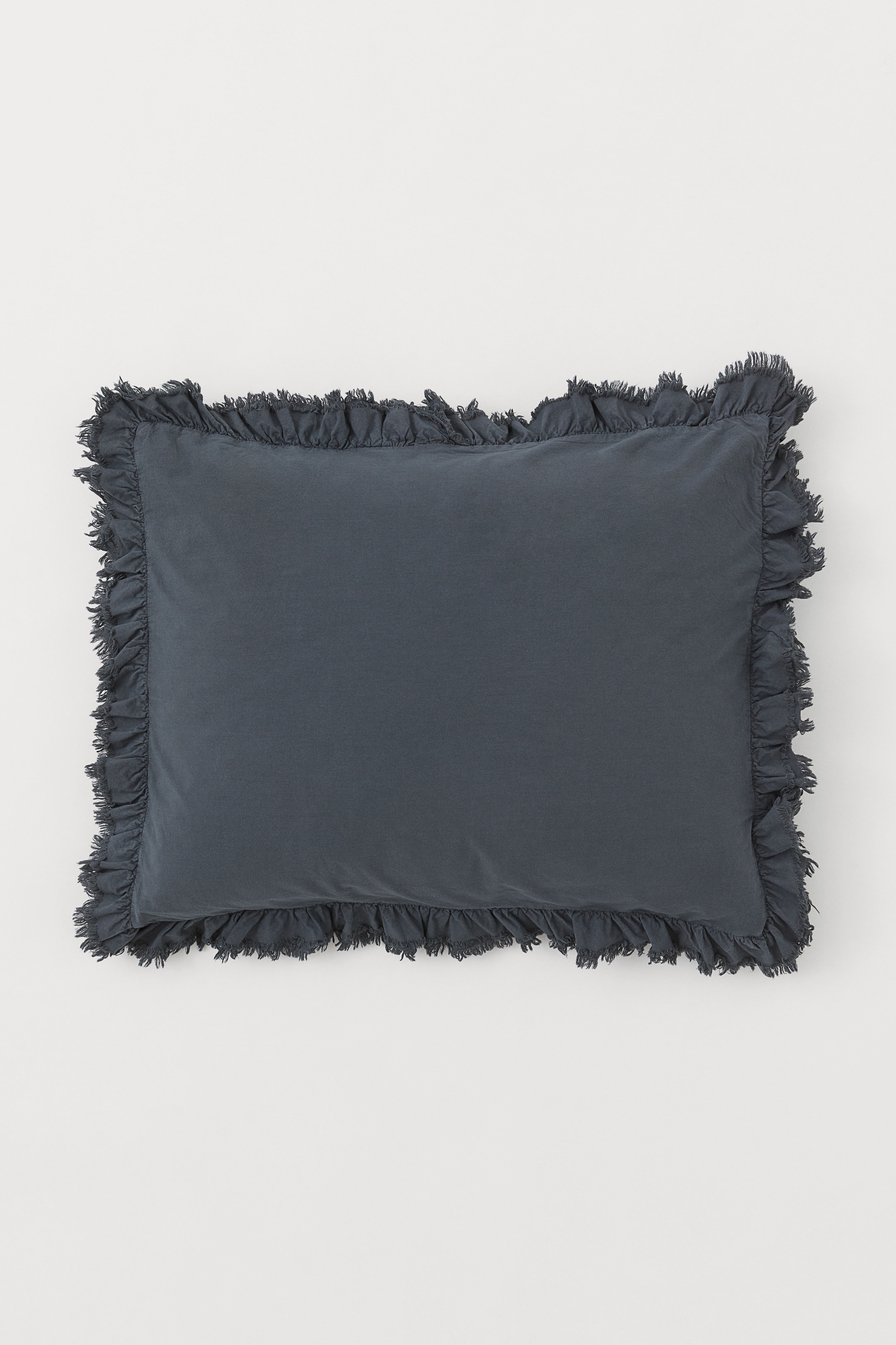 Ruffle trimmed Pillowcase