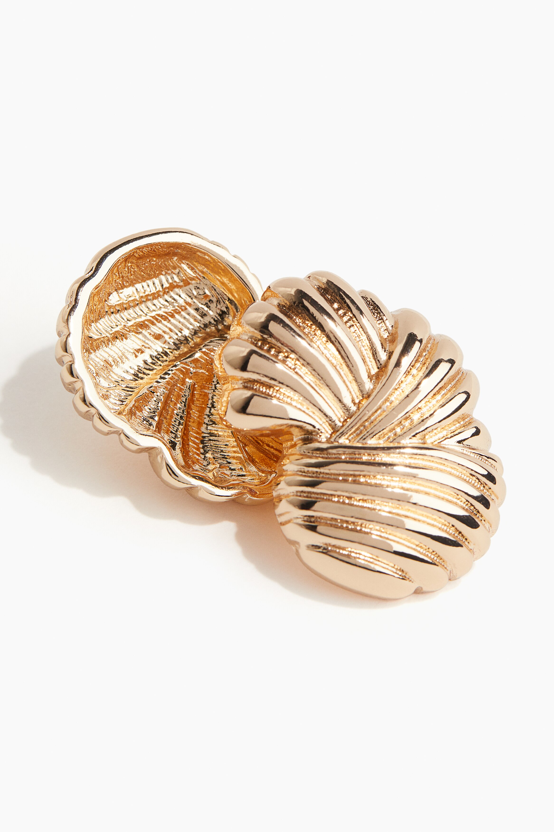 HM ピアス アンティークゴールド ウッド 丸 ダングルピアス - ゴールド