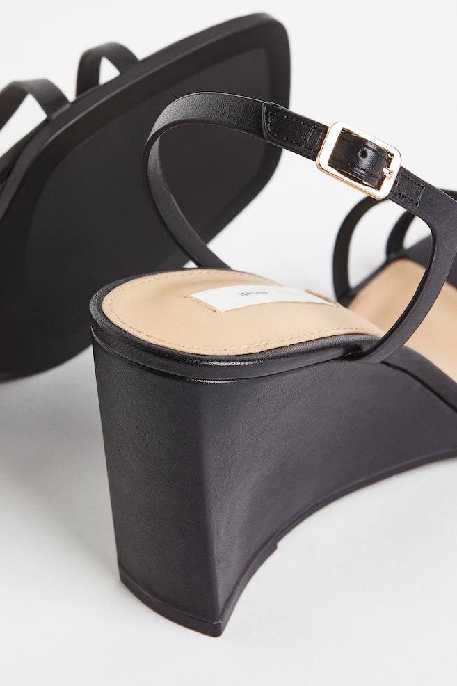 Sandaler i læder med kilehæl - Sort/Mørk beige - 5