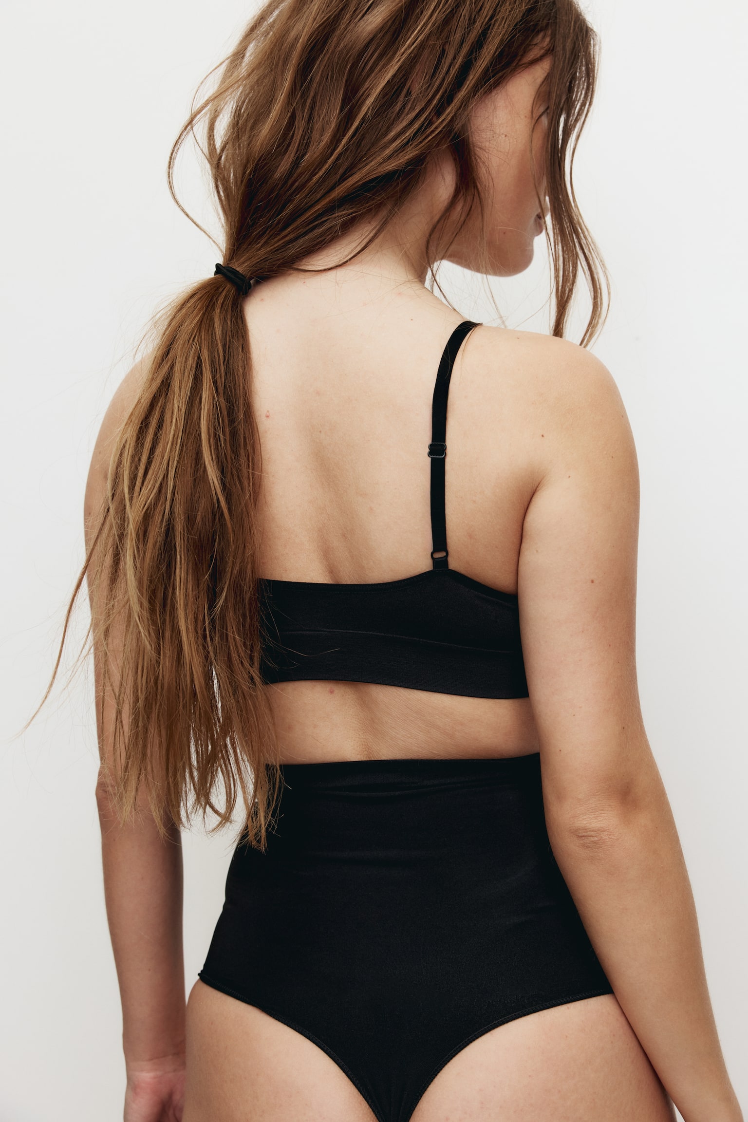 חזייה רכה מרופדת Seamless - שחור/בז' בהיר/לבן/חום כהה/ורוד מאובק/ירוק-אפור/בורדו/כחול אפרפר/ורוד מאובק - 4