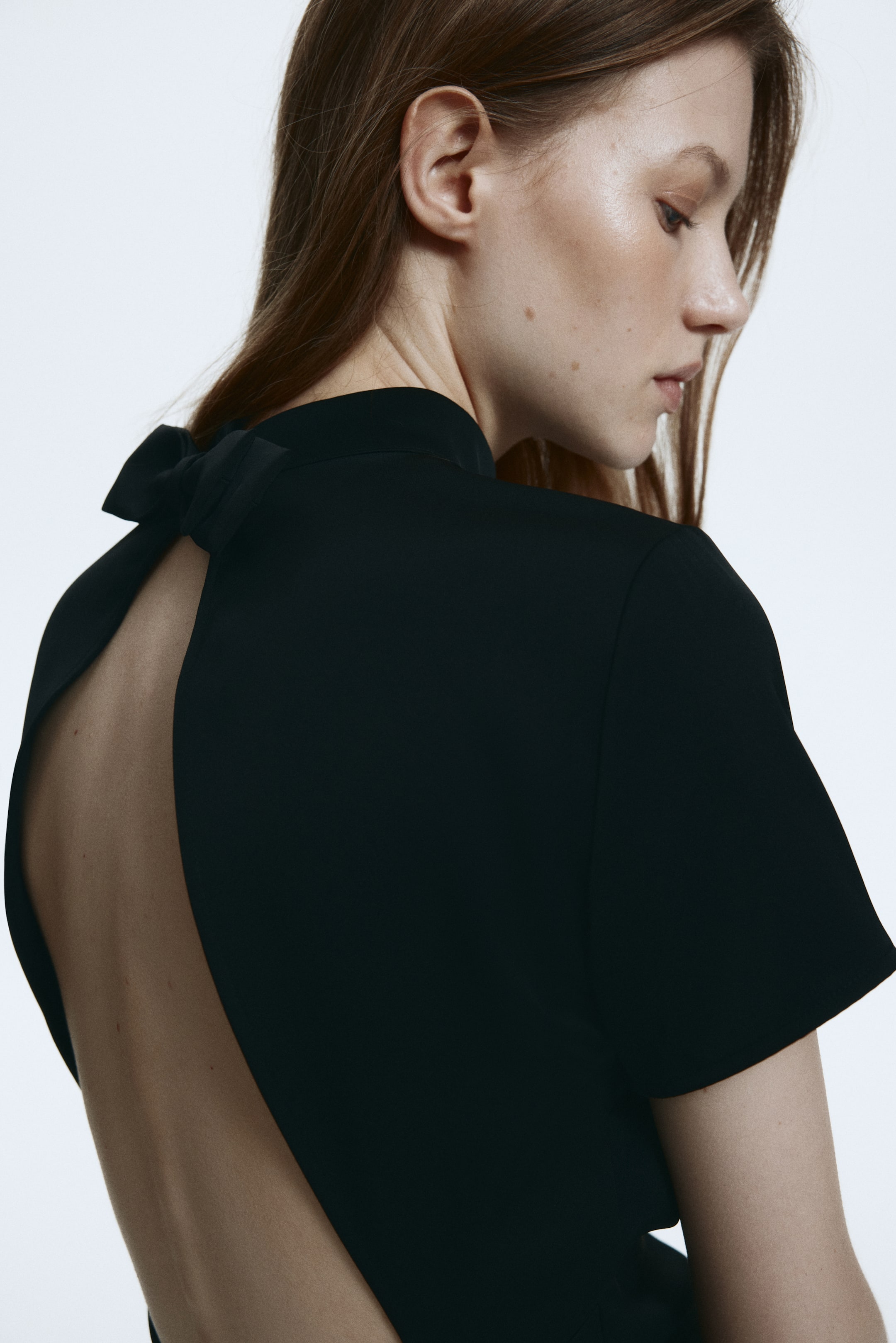 View larger image: Open-Back Top - Black - Ladies | H&M US 4