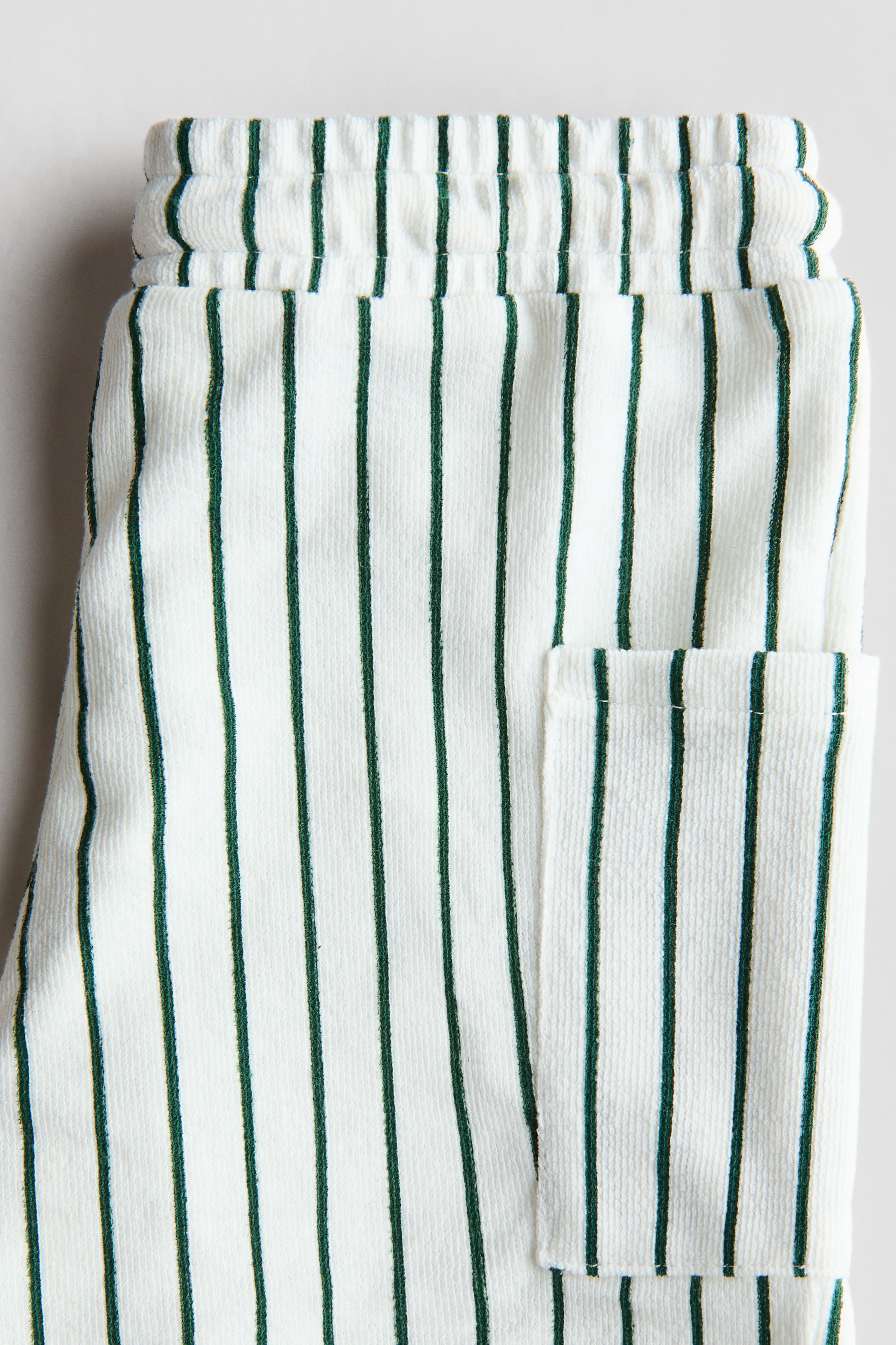 Green/striped Textured jersey shorts for kids | H&M US