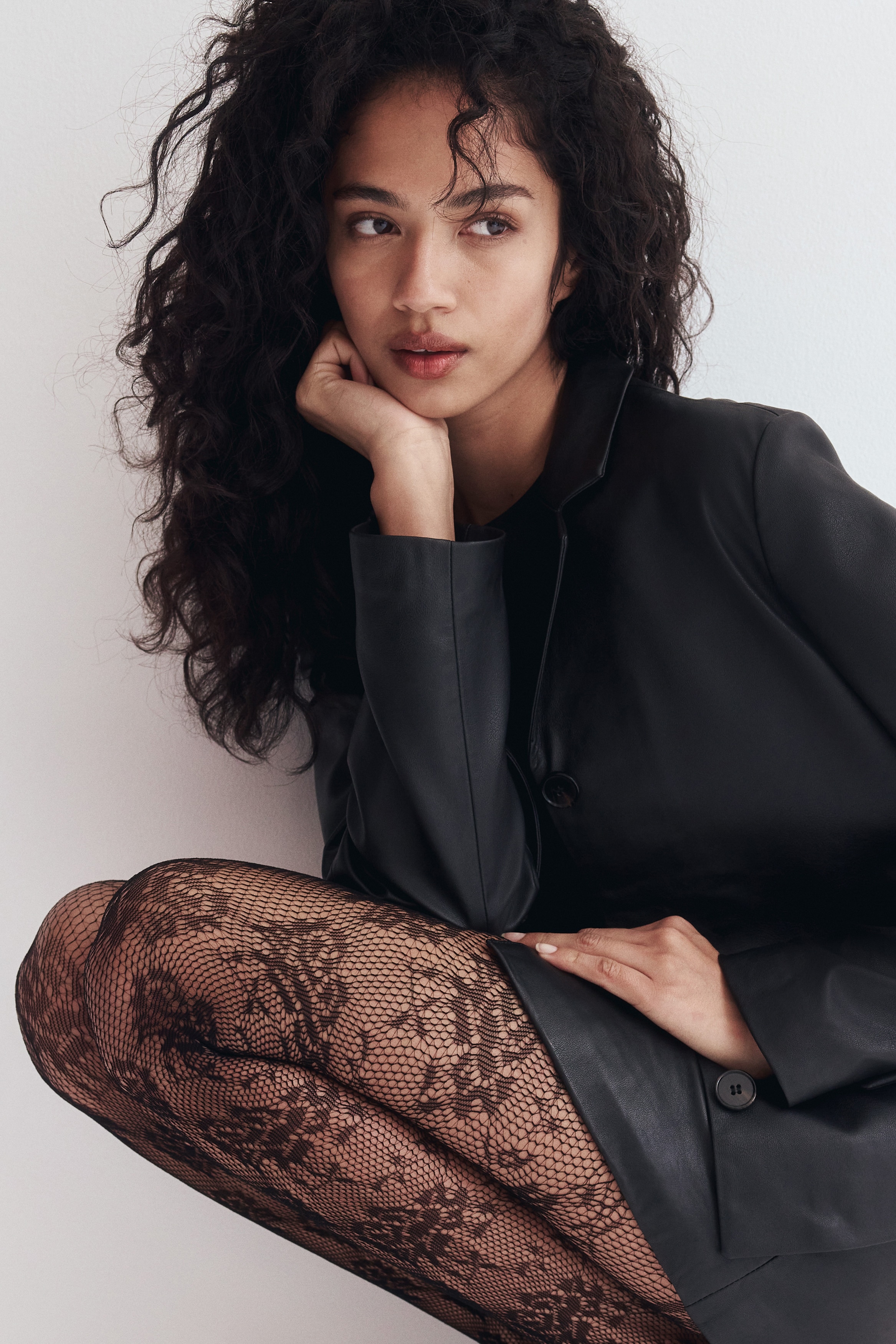 Čipkaste hulahopke - Crna/cvetni dezen