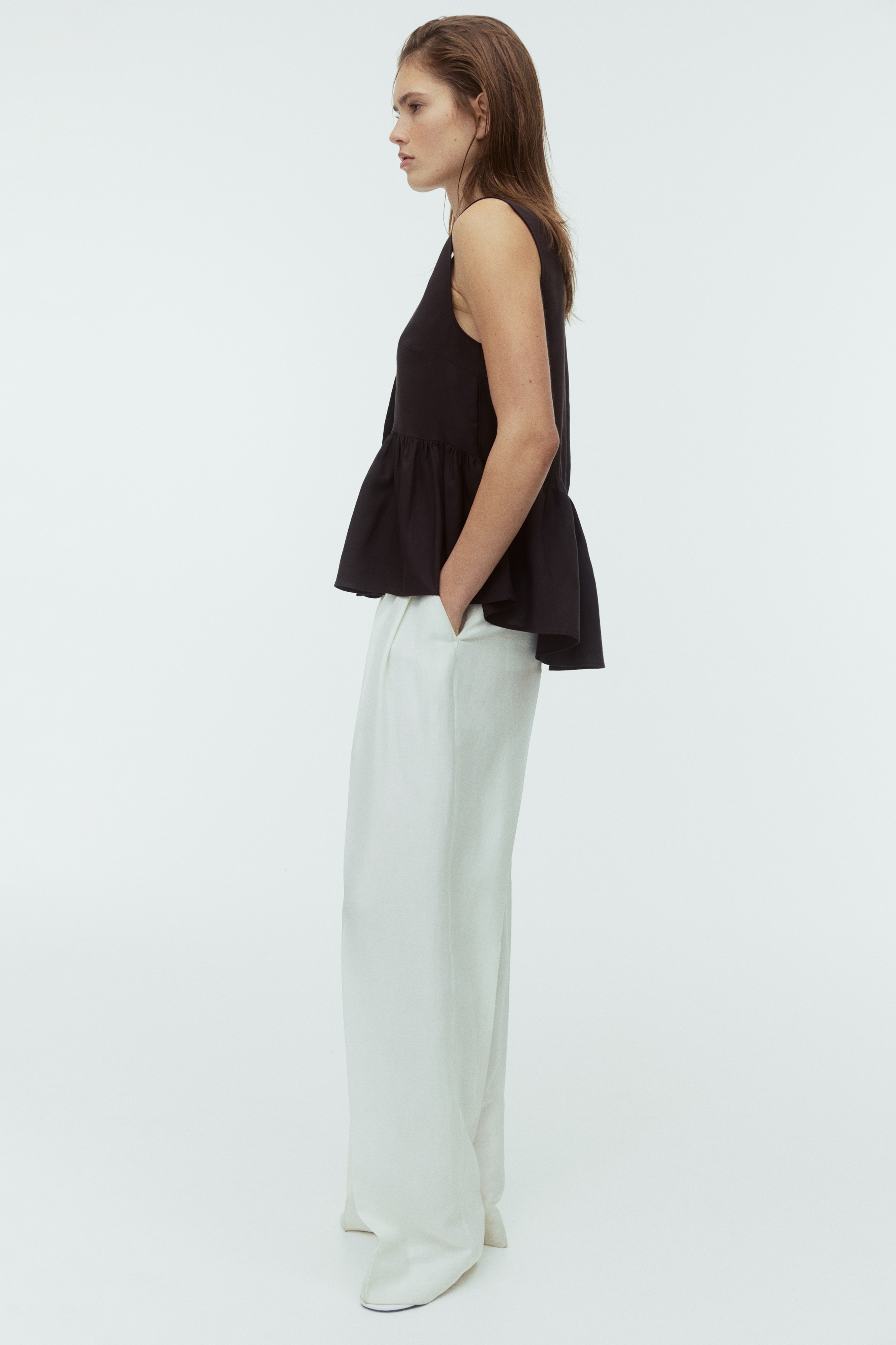 Áo peplum linen pha - Màu nâu đậm/Màu trắng