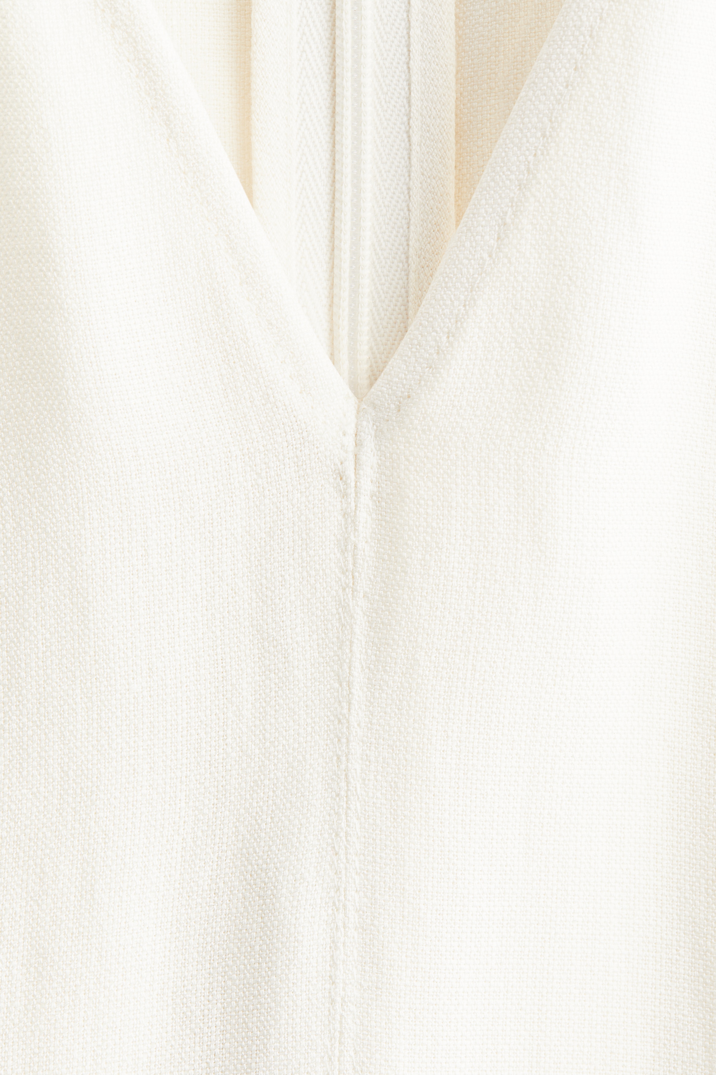 Sleeveless midi dress