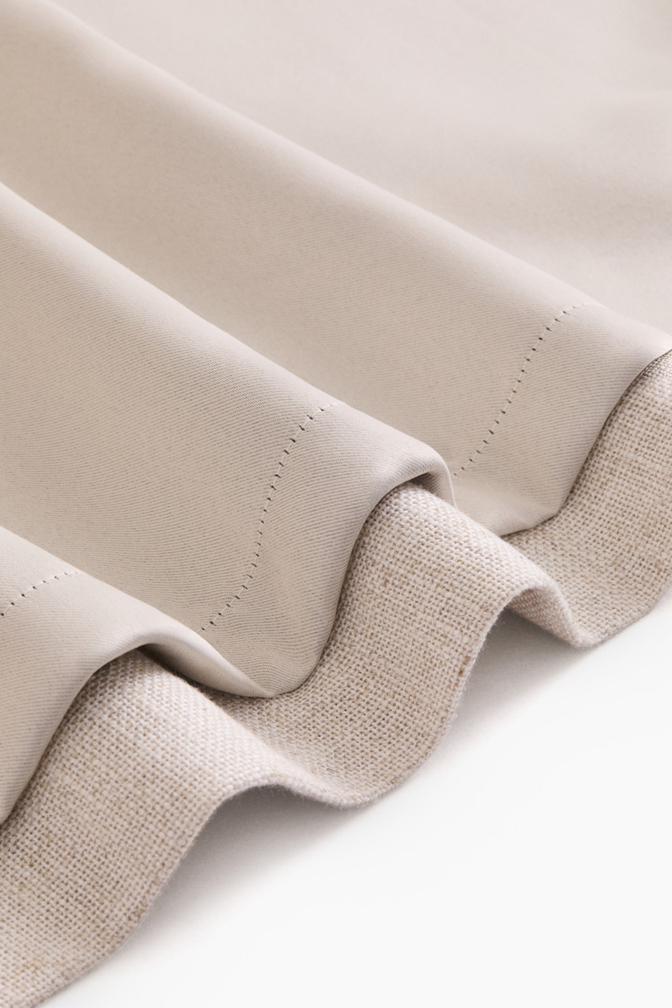 Single-Pack Wide Blackout Curtain
