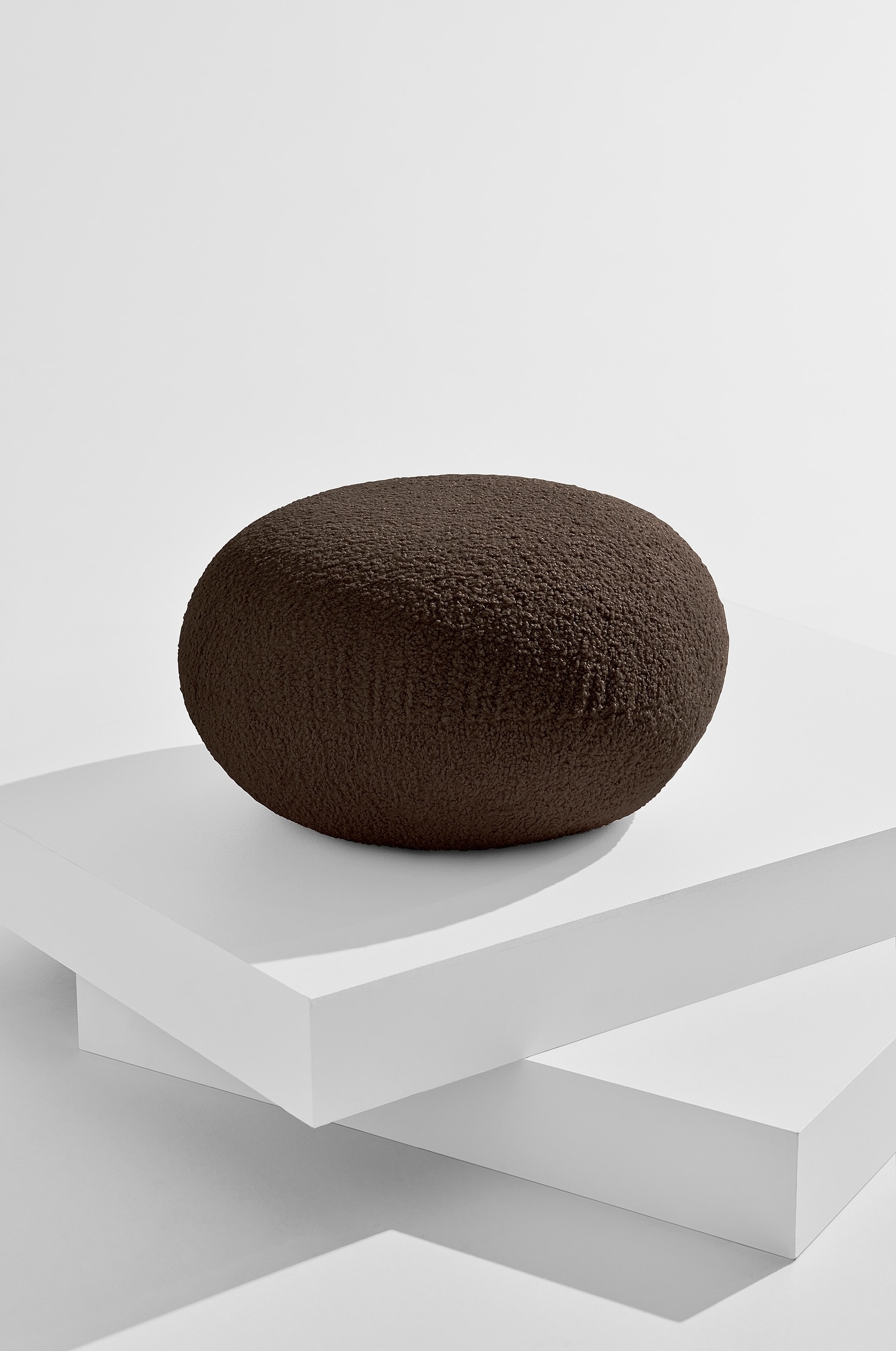 Bloom Pouf Tejido - Marrón Chocolate/Blanco