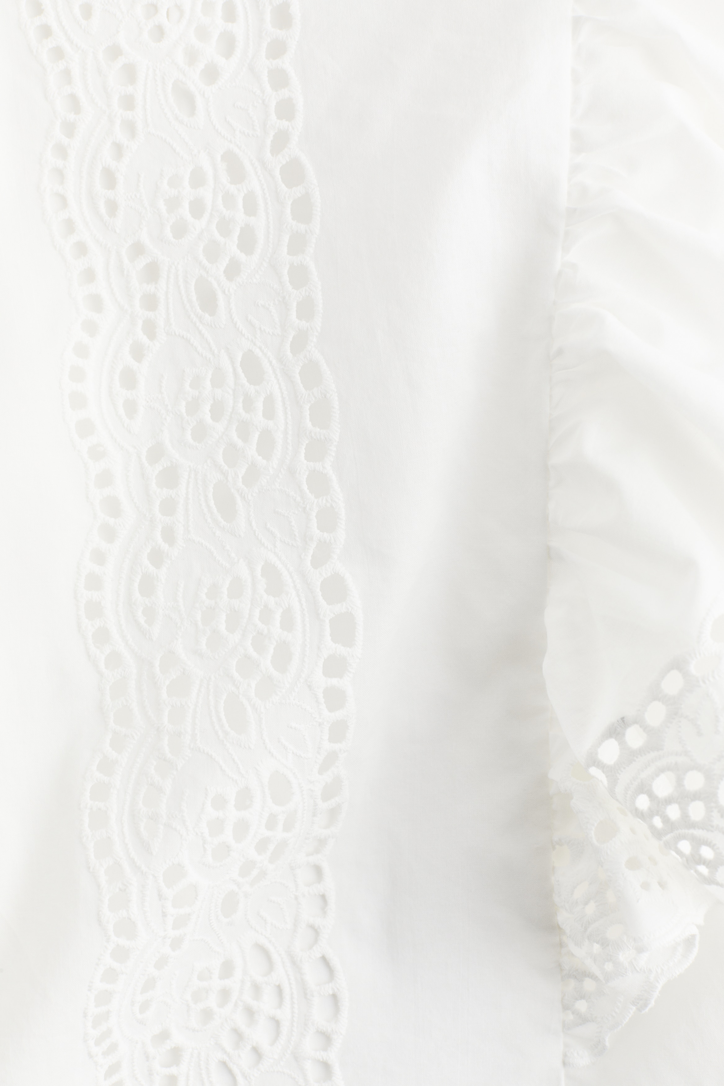 Broderie anglaise blouse