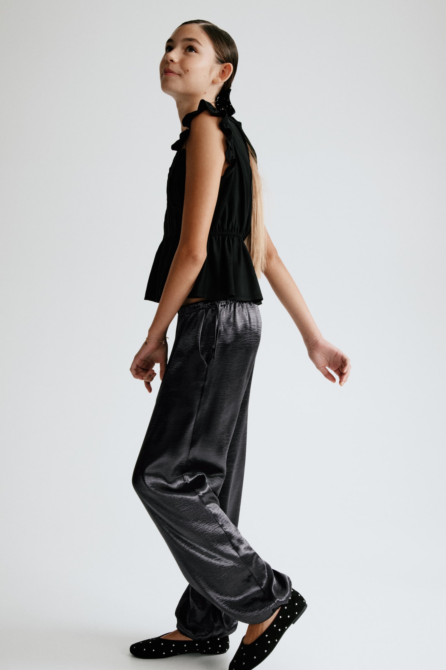 Детские брюки H&M Balloon-Leg Satin, цвет: Чёрный — фото 4