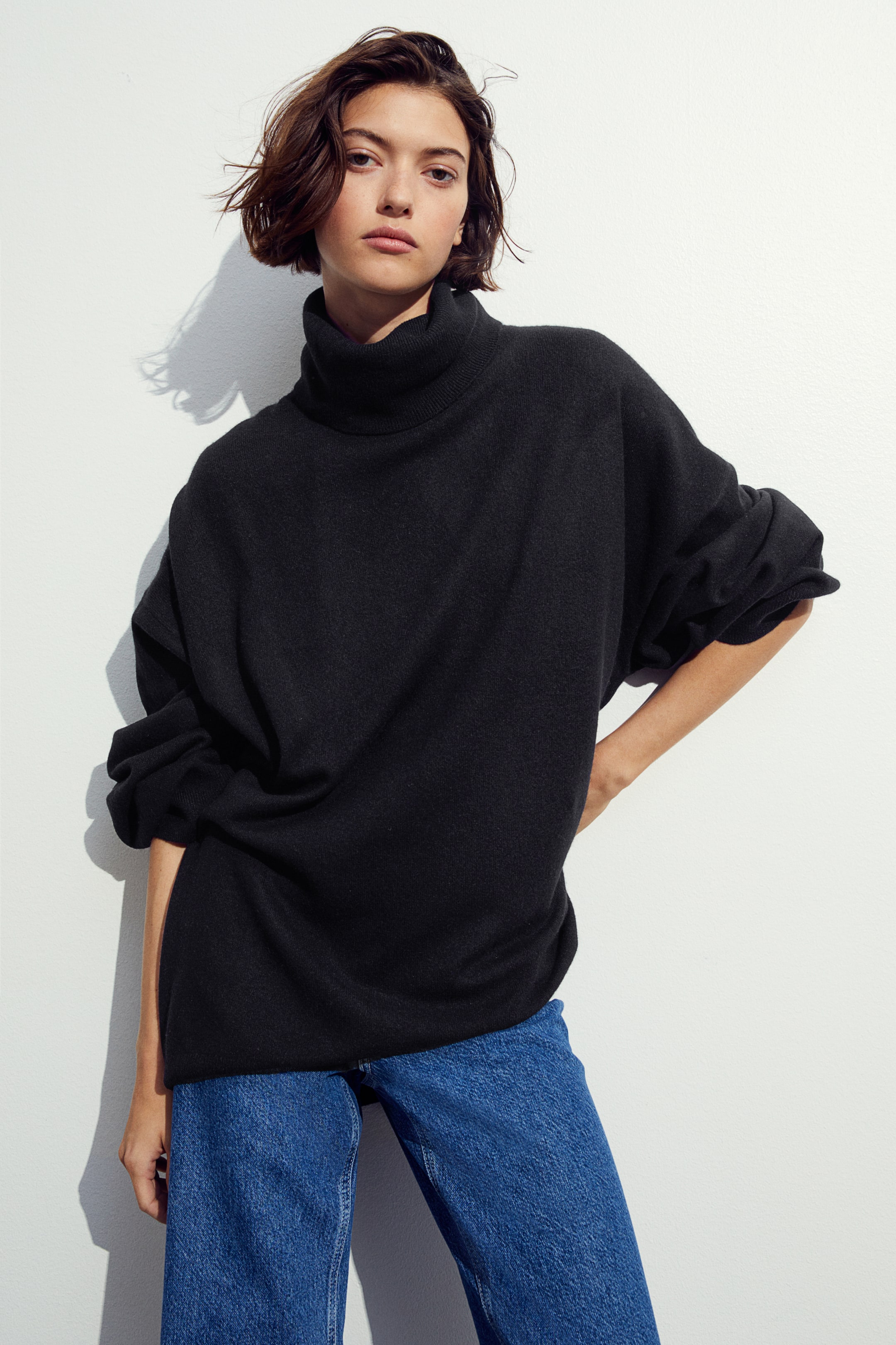 Cashmere polo-neck jumper - Polo-neck - Extra long sleeve - Black ...