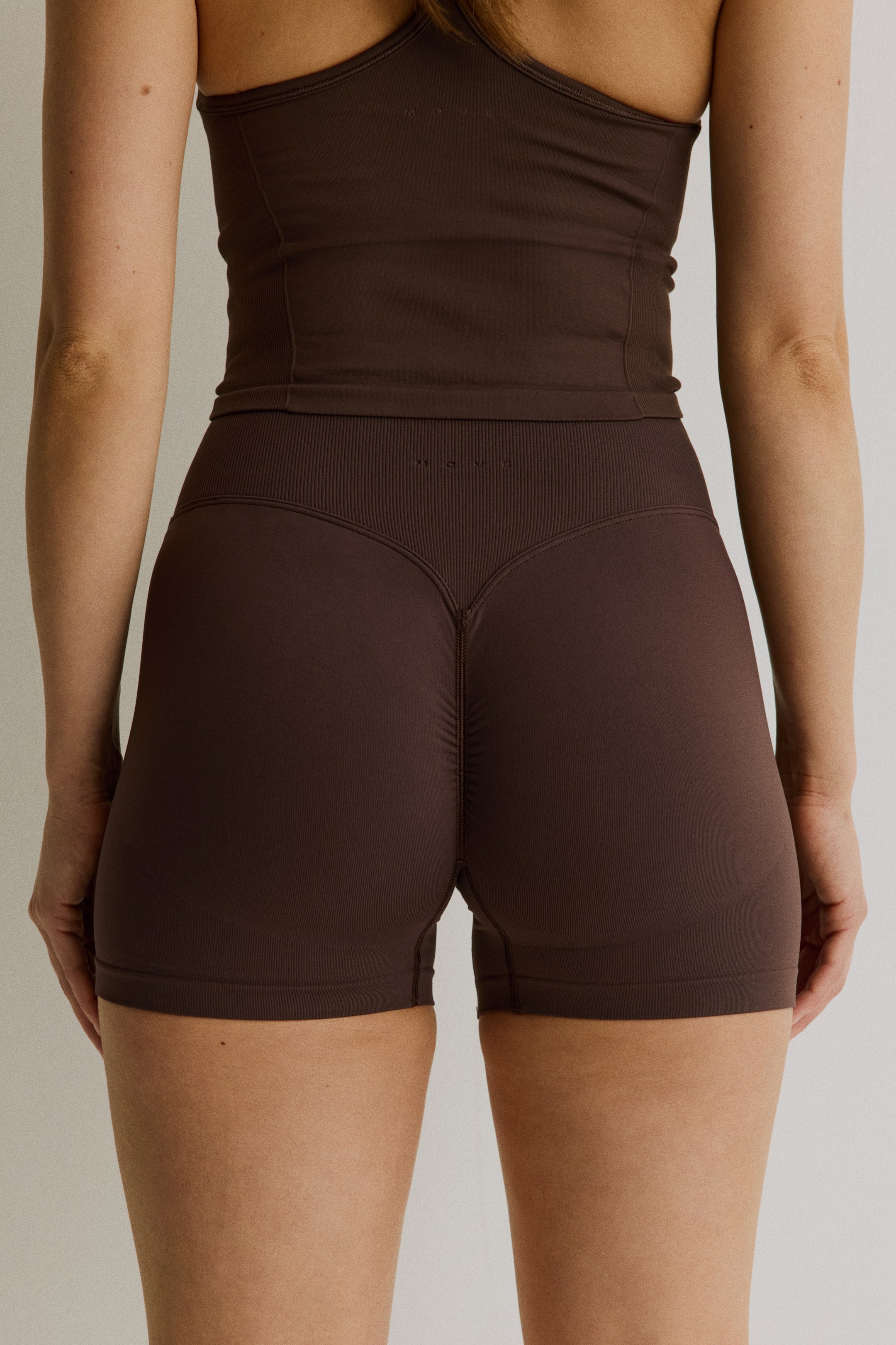 Seamless Scrunch Hot Pants with DryMove™
