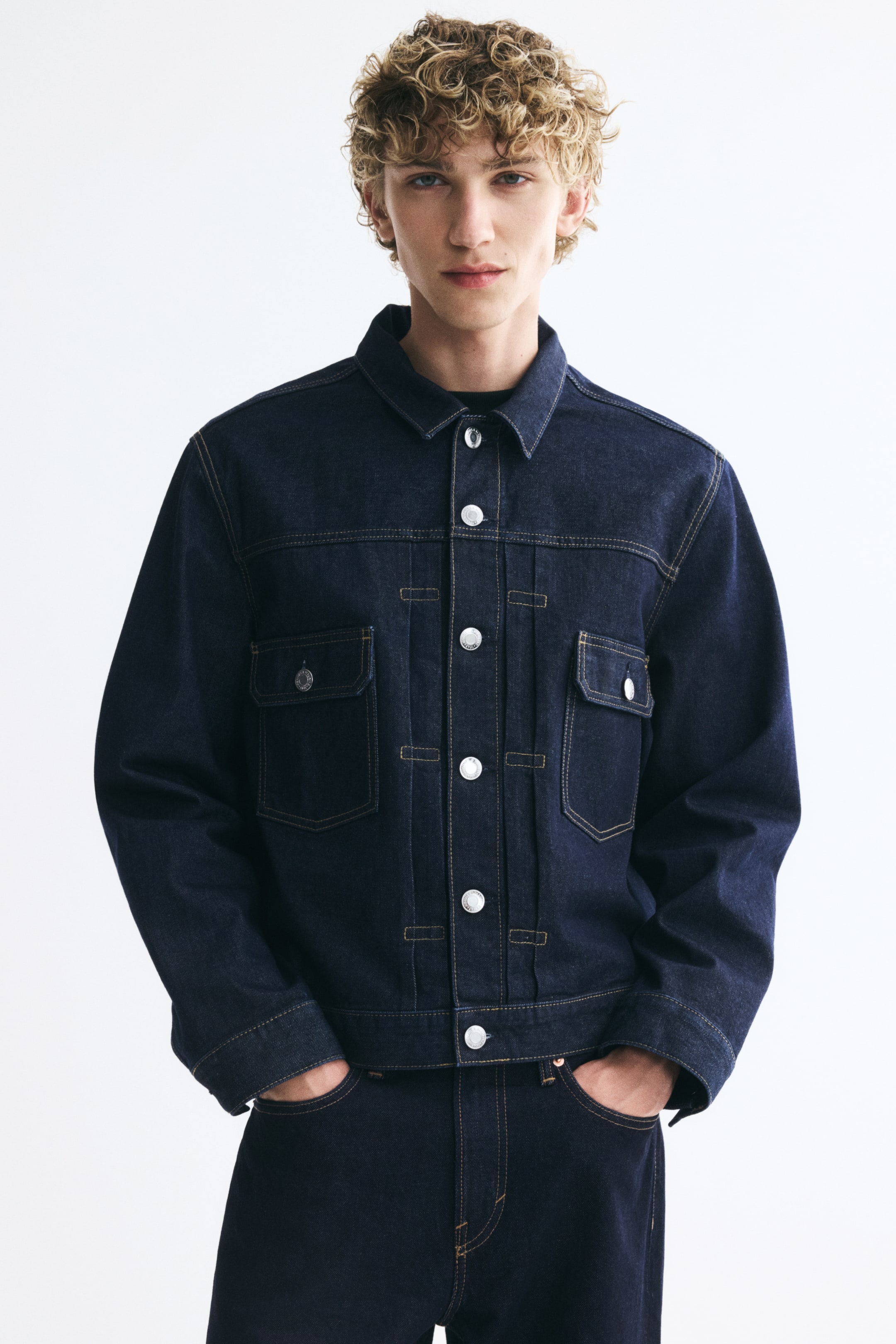 Grotere afbeelding bekijken: Denim truckerjack - Donker denimblauw - HEREN | H&M NL 1