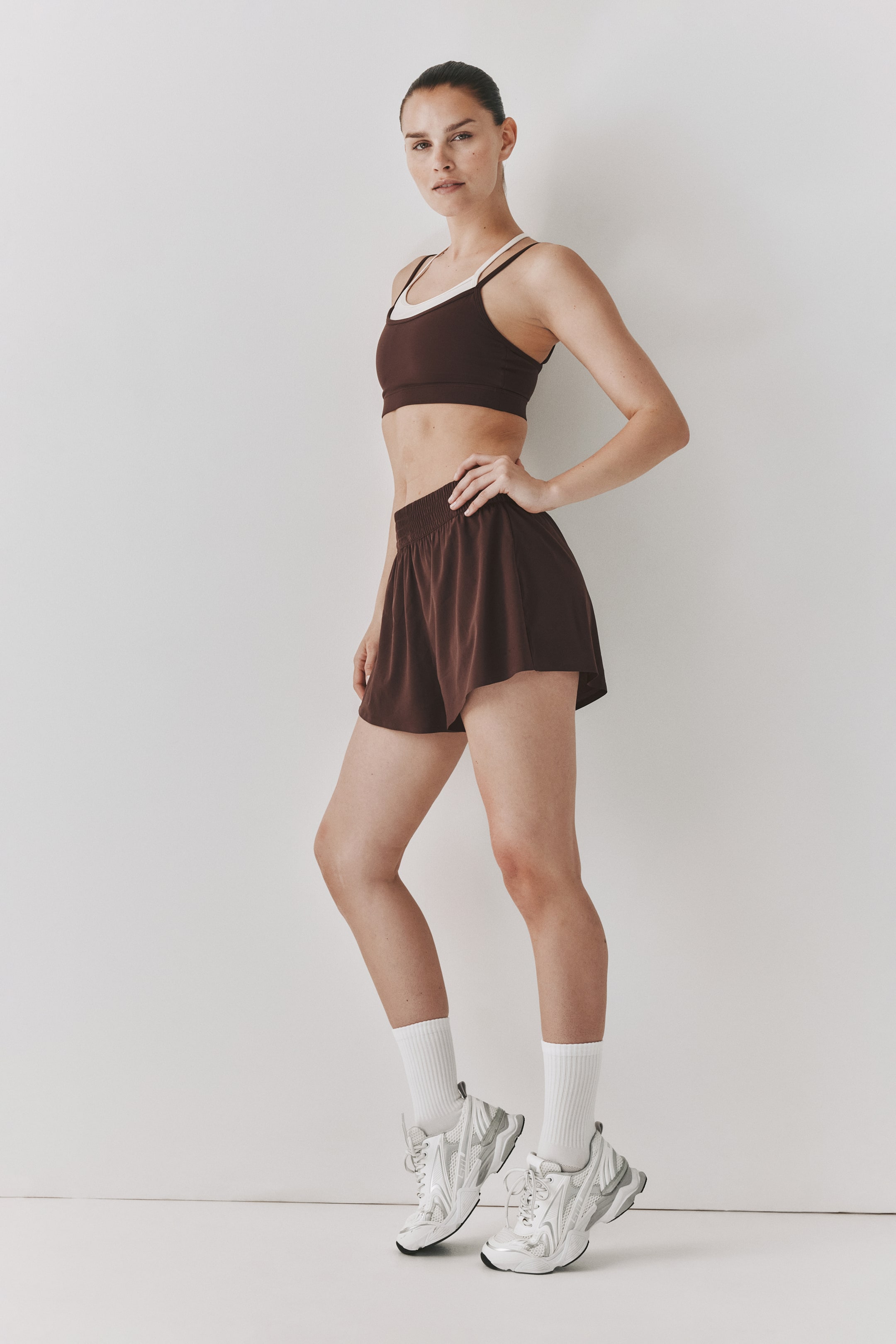 Women's Warm brown Layered Sports Shorts with Pocket | H&M US