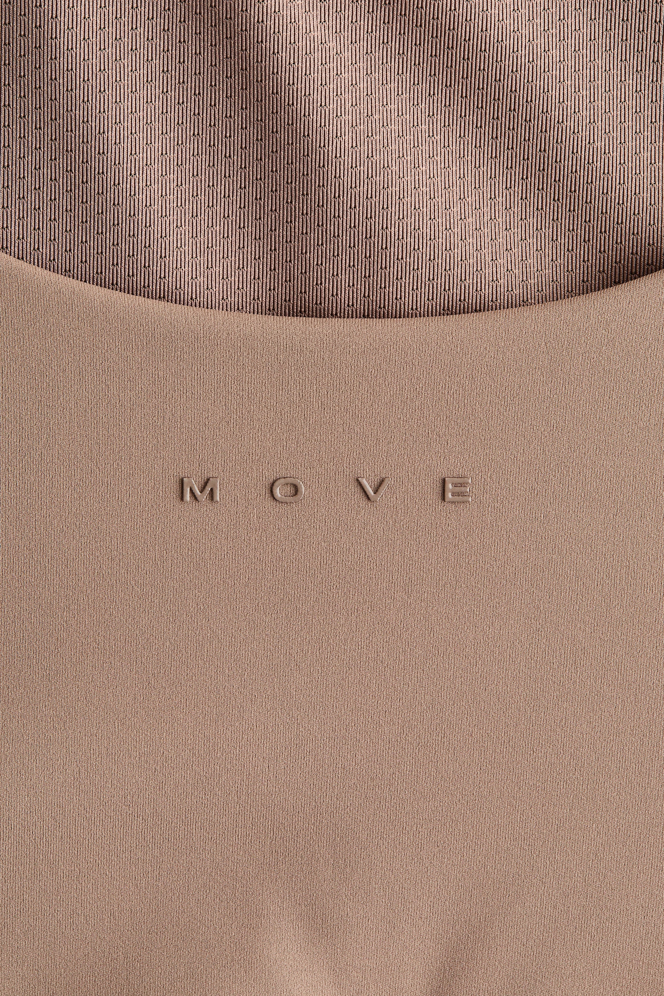 View larger image: Sports vest top with SculptMove™ - Beige - Ladies | H&M IN 8