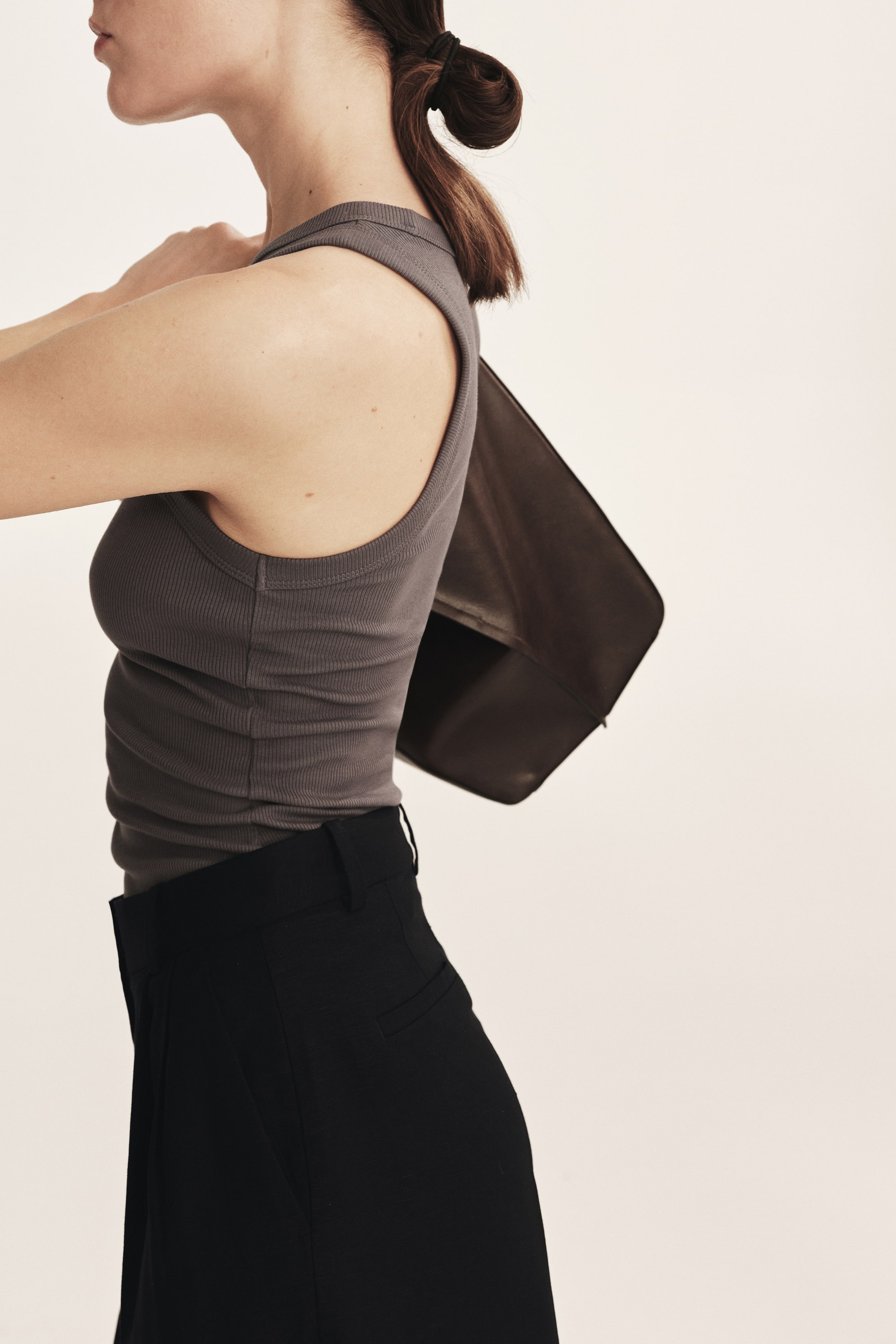 Женские брюки H&M Wide-Leg Linen-Blend Culottes — фото 3