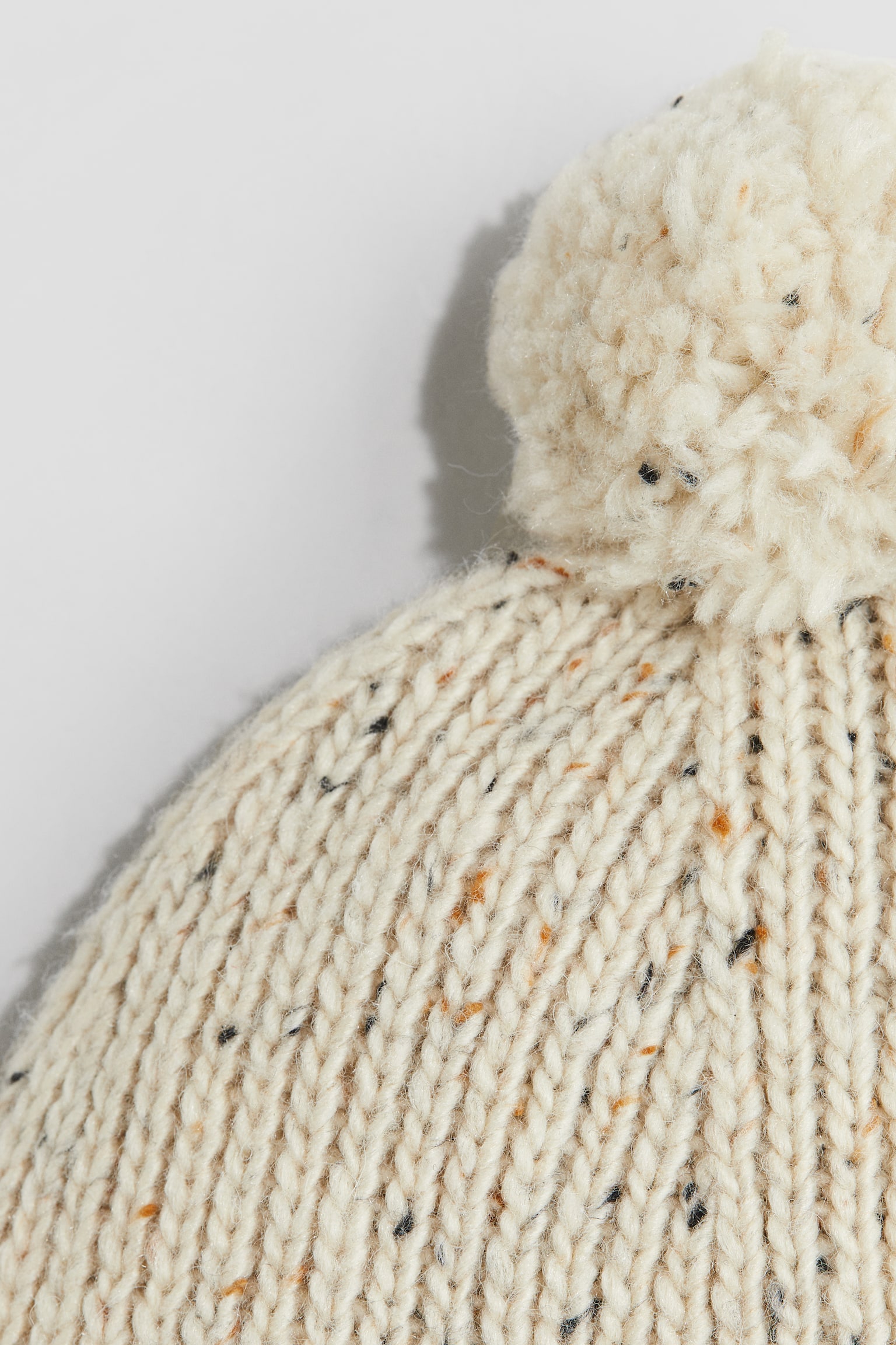 Rib-knit pompom beanie - Light beige/Dusty blue marl/Dark green - 2