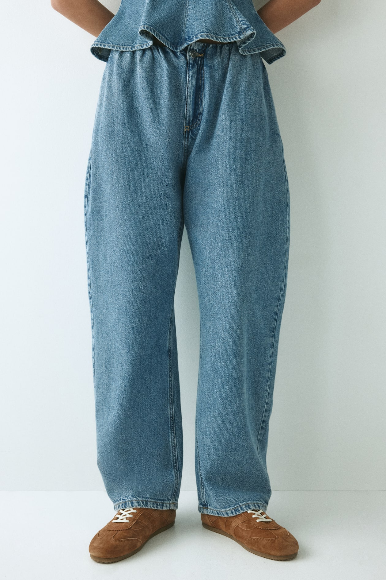 Barrel-Leg Denim Pants - image 4