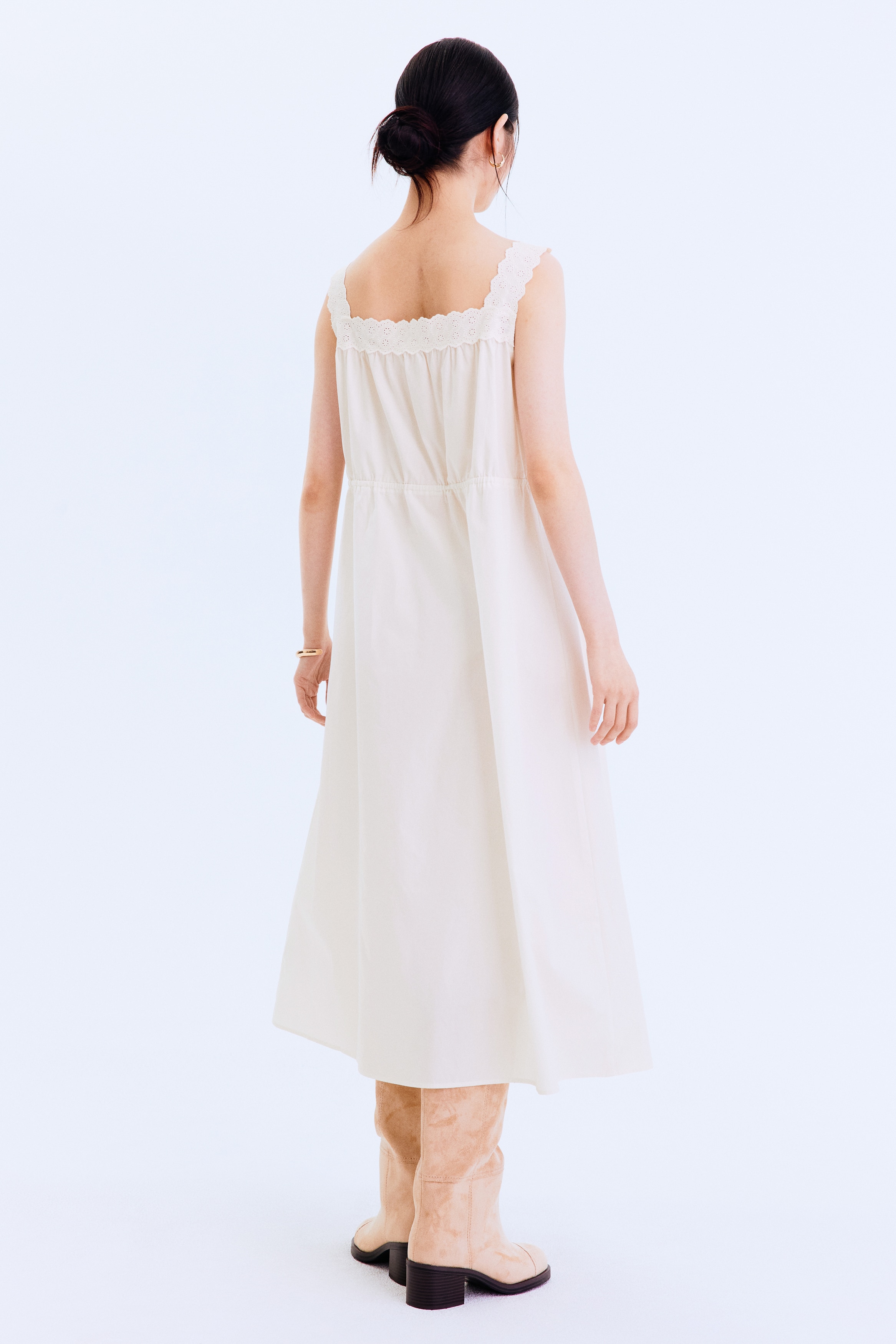 chinese dress ladies Newshows Summer Outfits Dresses for Women 2026 Beach Vacation Clothes  Spaghetti Strap Casual Fall Wedding Guests Country Concert Outfits Long  Elegant Classy Flowy Sundress(Floral 09, S) at Amazon Women's Clothing store