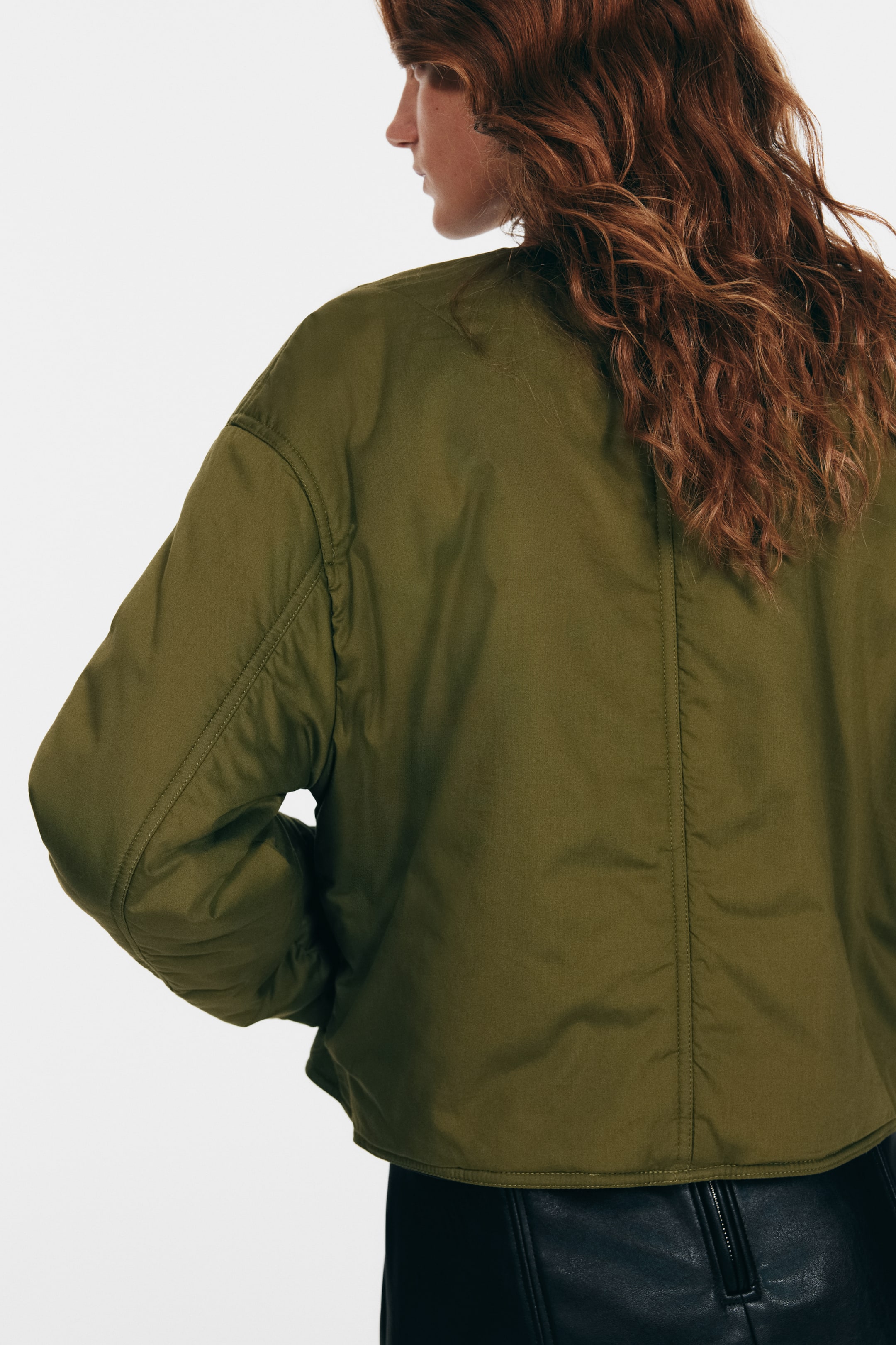 Ampliar la imagen: Reversible bomber jacket - Negro/Verde caqui oscuro - Ladies | H&M MX 5