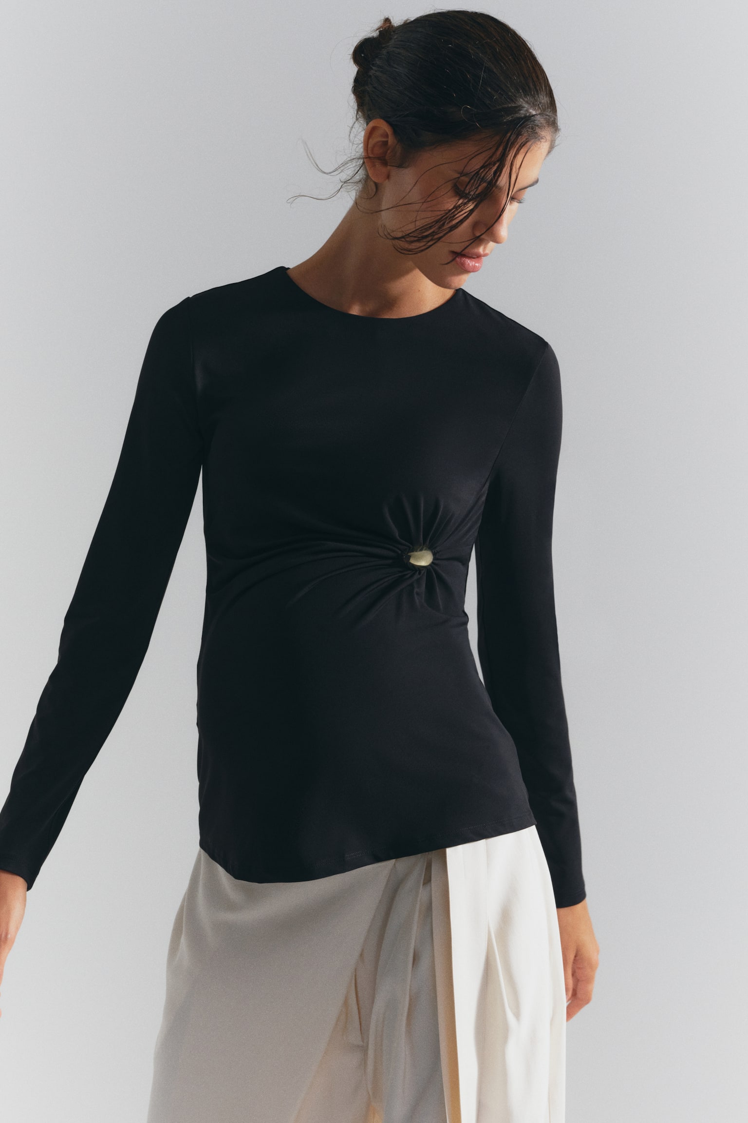 Женский топ H&M Mama Metal-Detail Jersey, цвет: Чёрный — фото 3