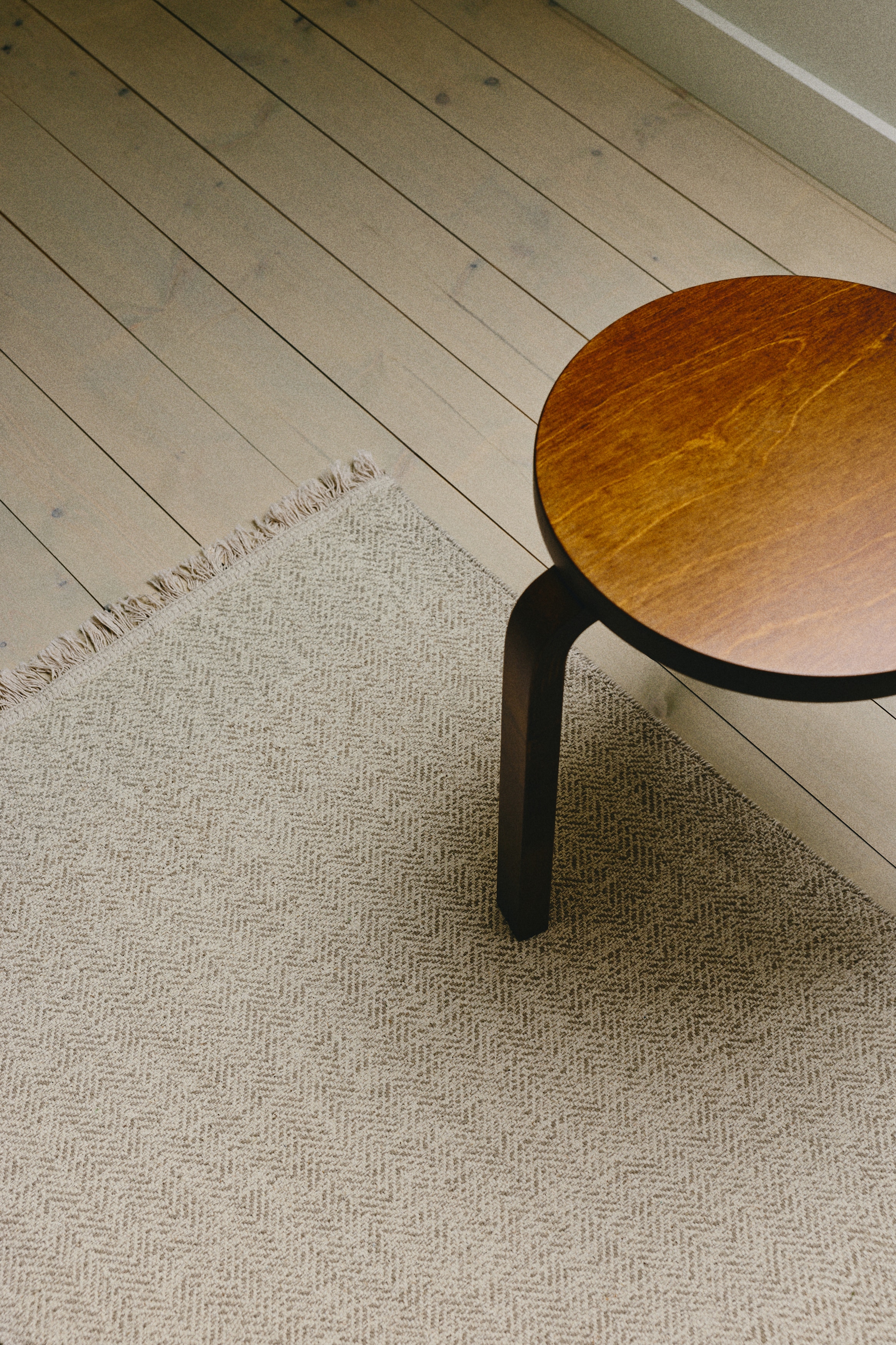 Small Cotton Rug with Fringe - Light beige