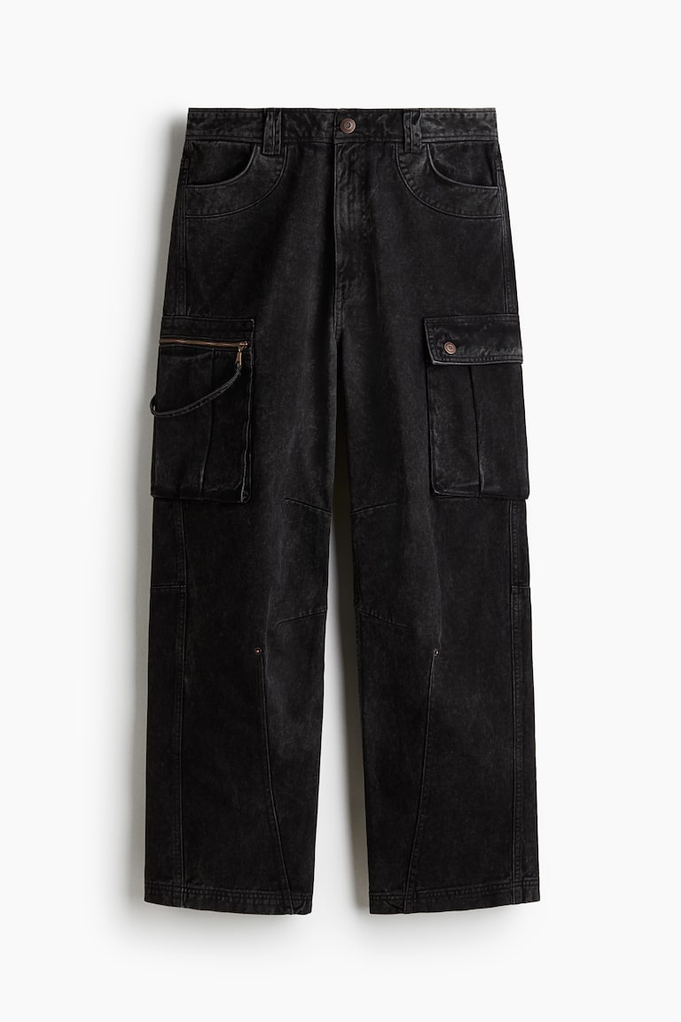 H&M Regular Fit Jersey top — Loose Cargo Jeans