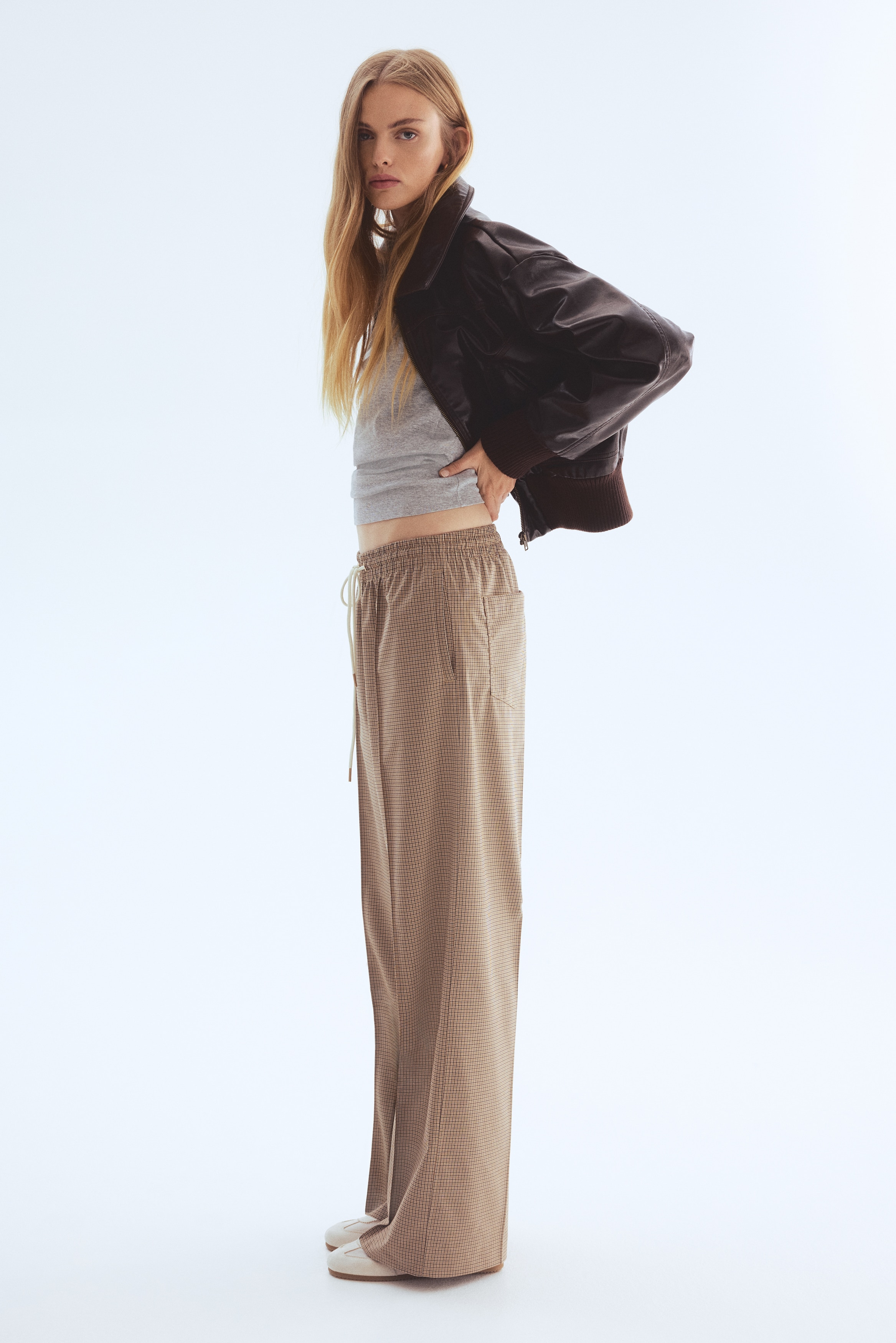 Wide trousers