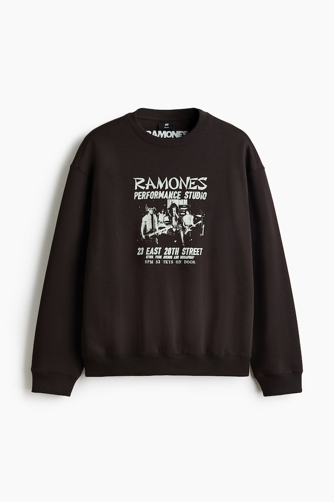 Loose Fit Sweatshirt - Dark brown/Ramones/Light beige/Keith Haring/Black/Wu-Tang Clan/White/Katsushika Hokusai/Black/Nirvana - 1