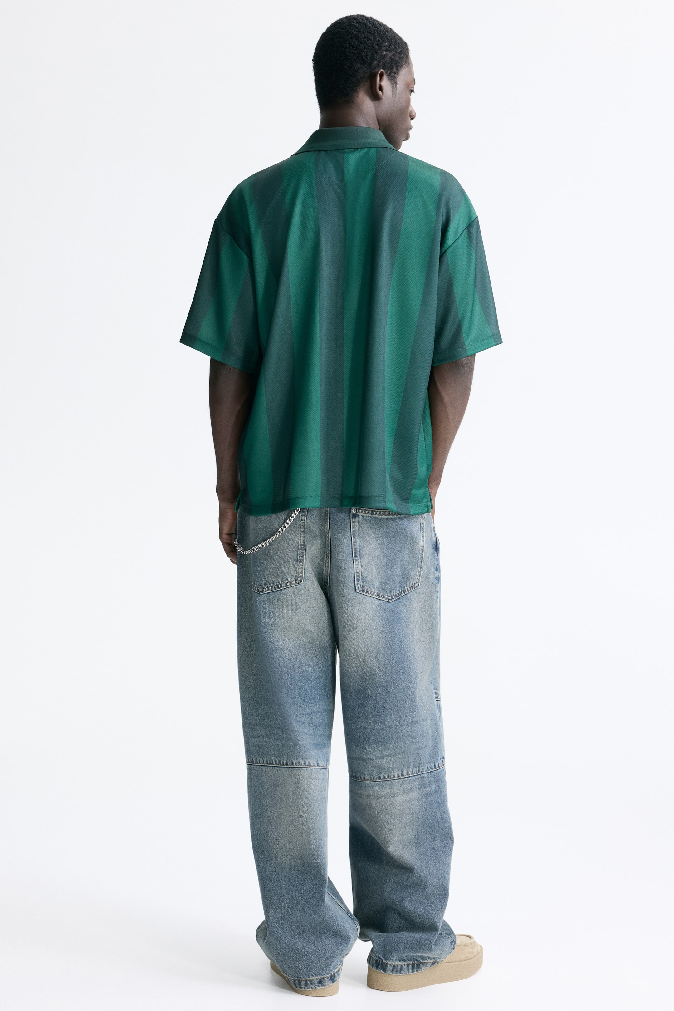 View larger image: Loose-Fit Soccer Shirt - Dark green/Run Wild - Men | H&M US 5