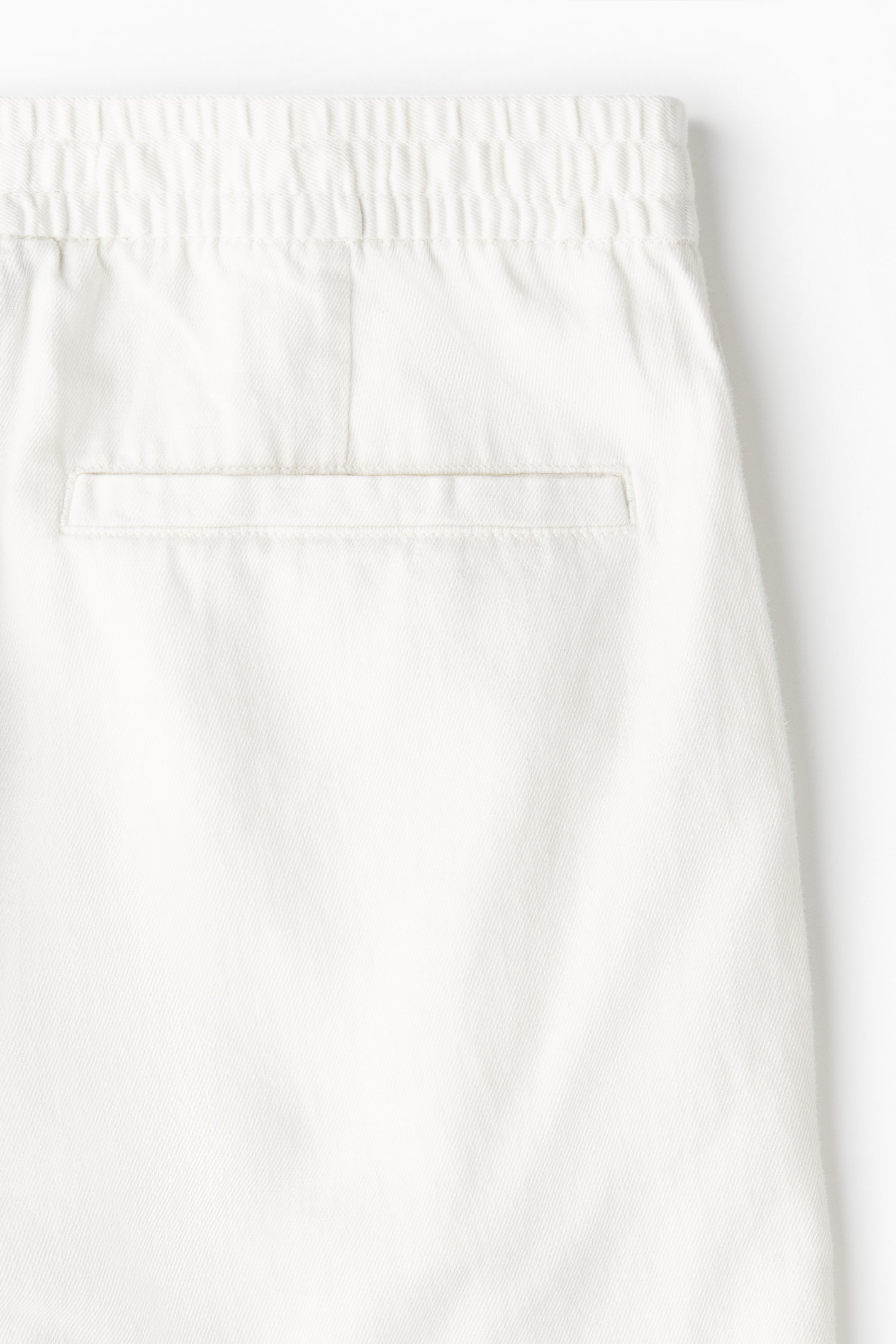 Relaxed Fit Linen-Blend Shorts