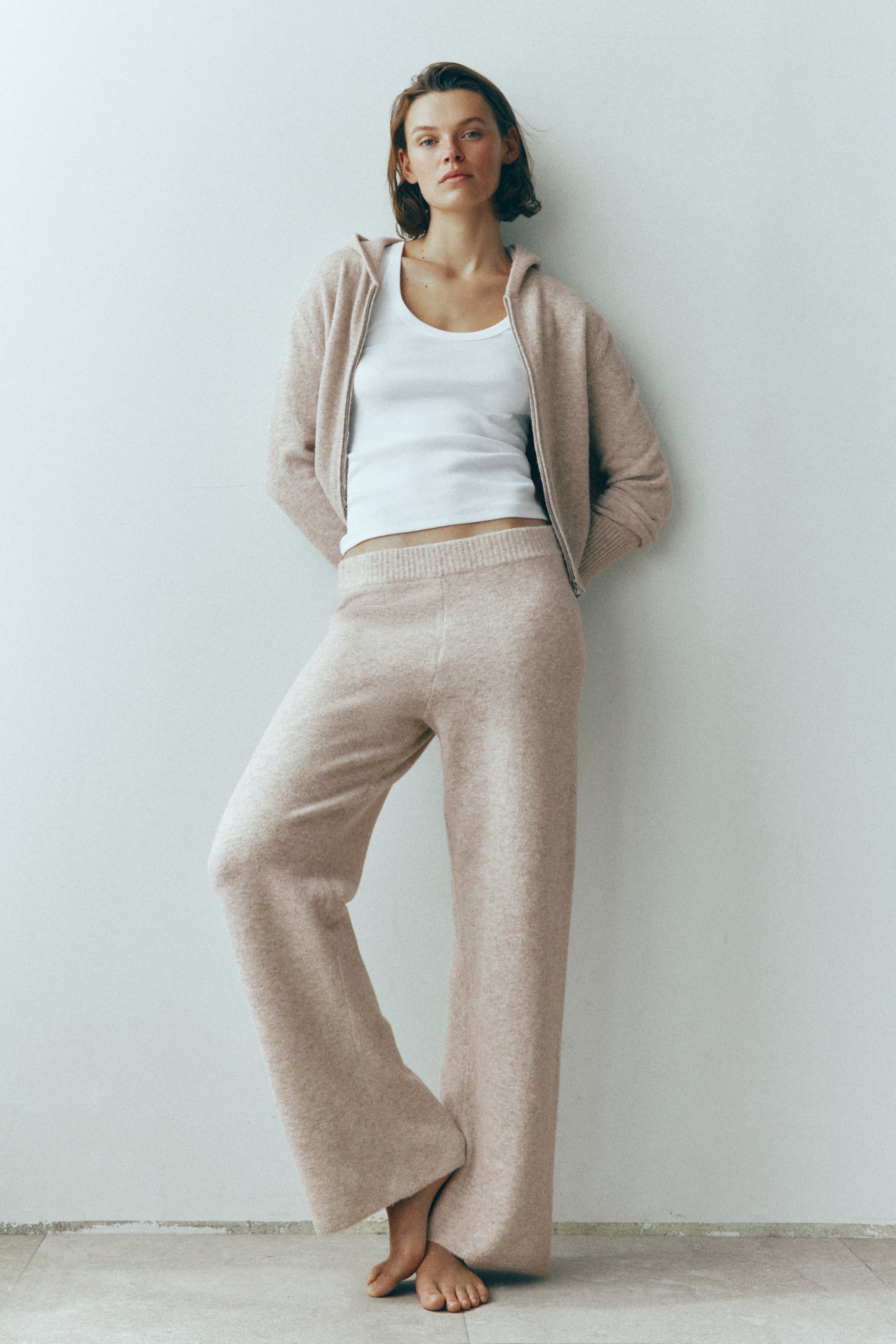 View larger image: Wide knitted trousers - Light beige marl - Ladies | H&M 1