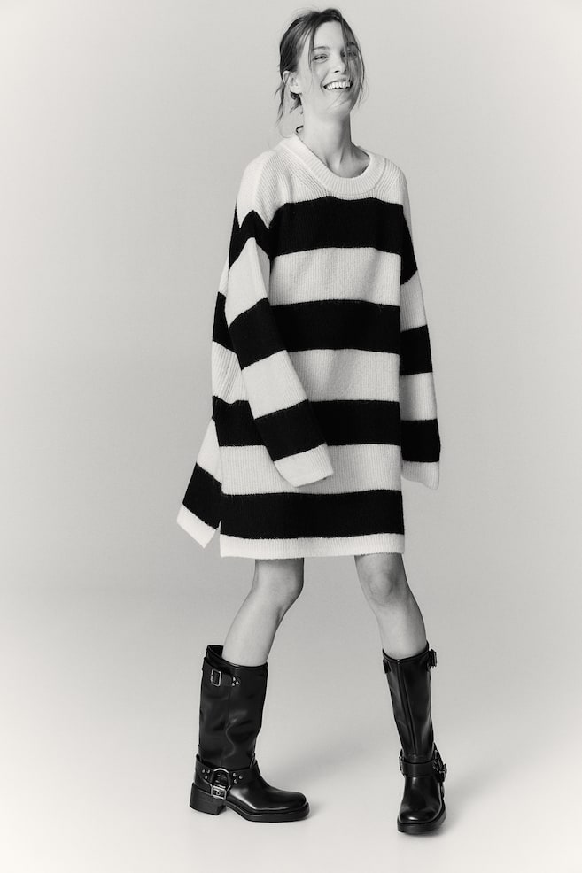 Oversized knitted dress - Cream/Striped/Cream/Dark grey marl - 6