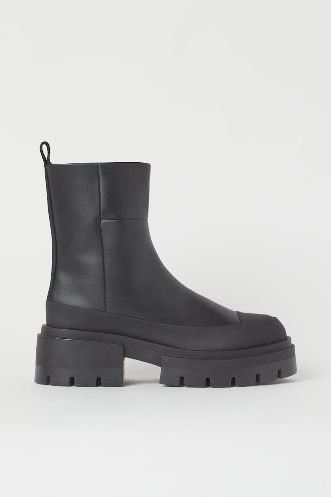 Chunky leather boots - Black/Light beige