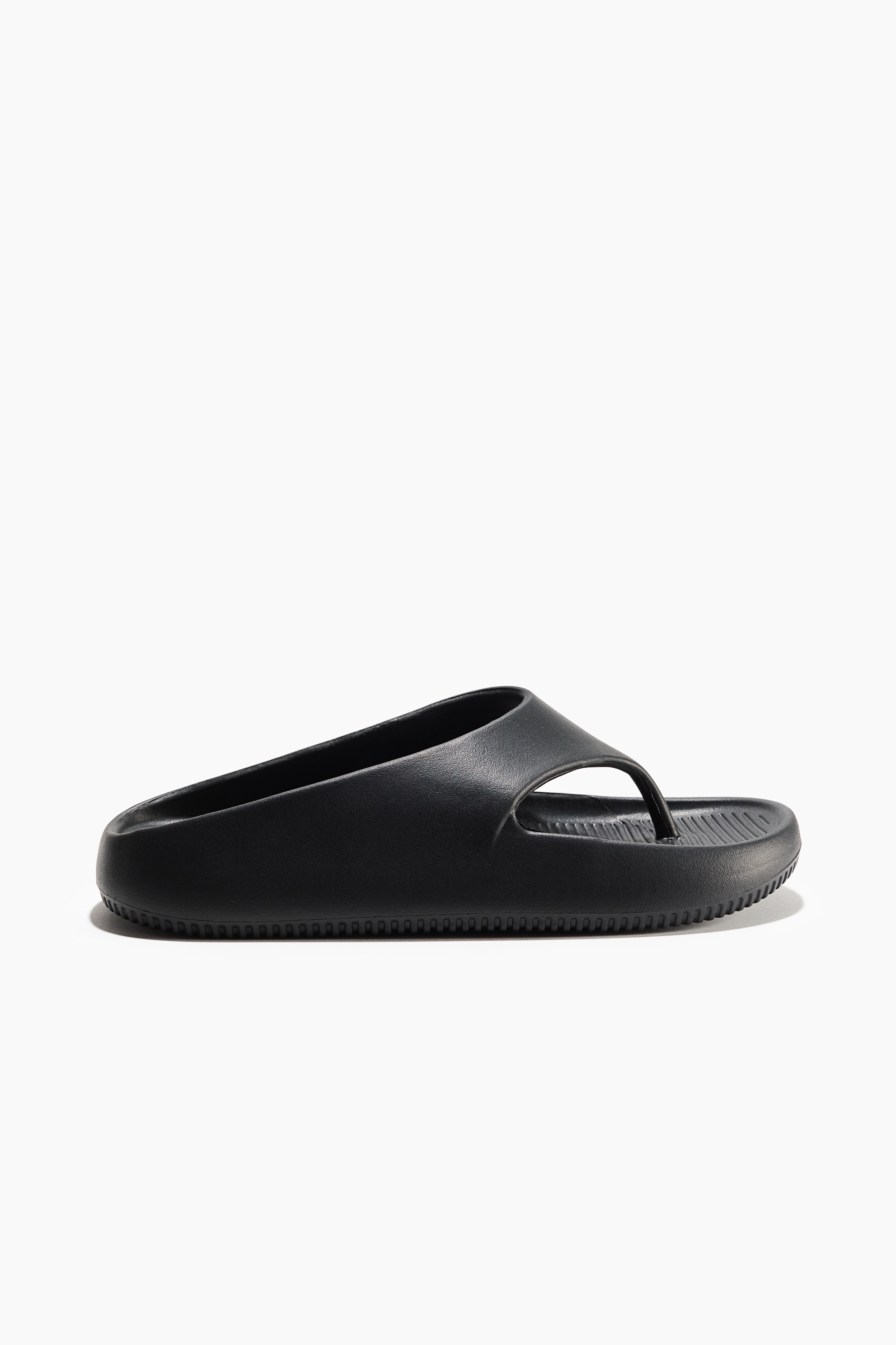 Chunky Flip-Flops from H&M - $19.99