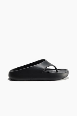 Chunky flip-flops
