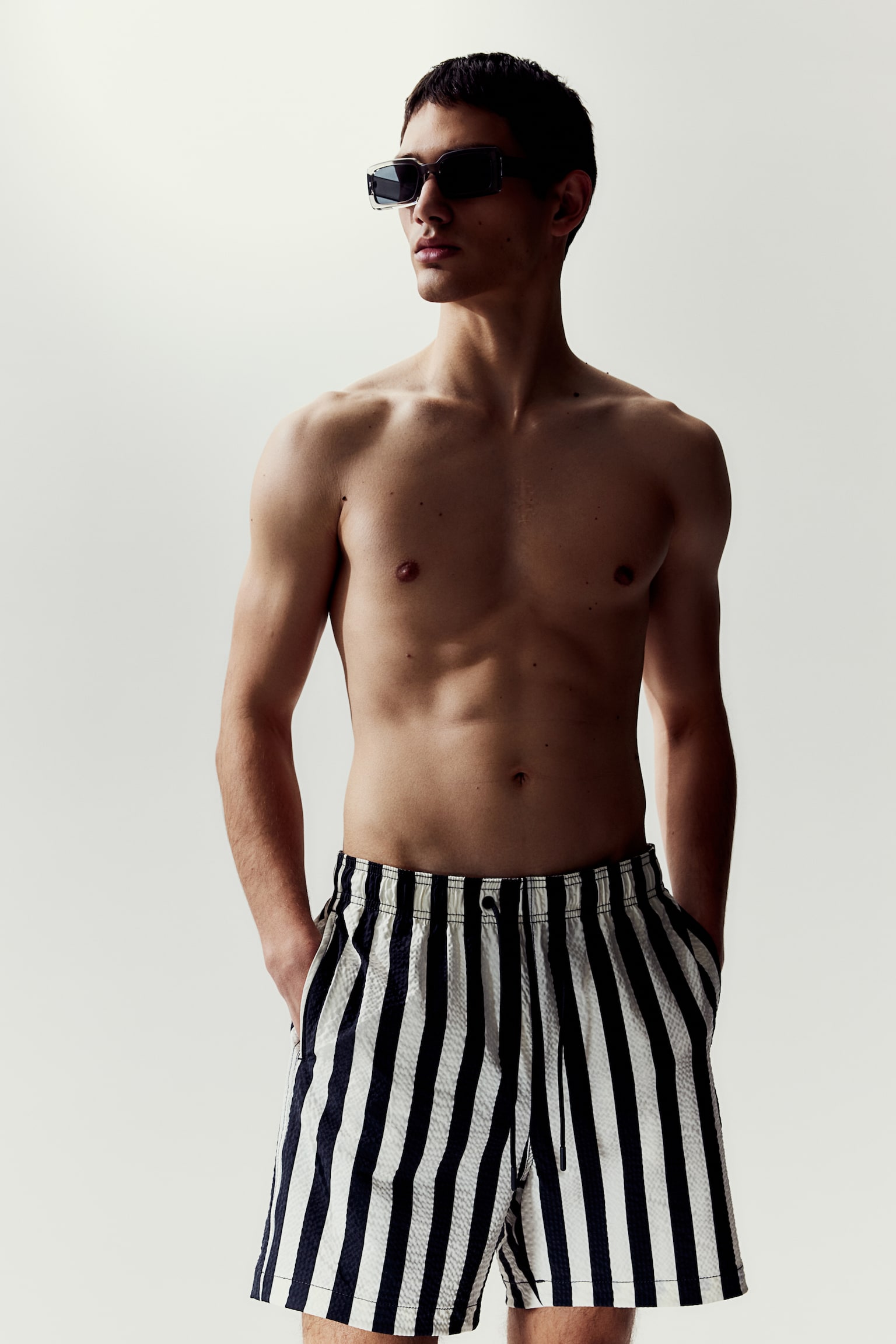 Seersucker swim shorts - Black/White striped/Red/Striped/Grey/Striped/Blue/Striped - 2